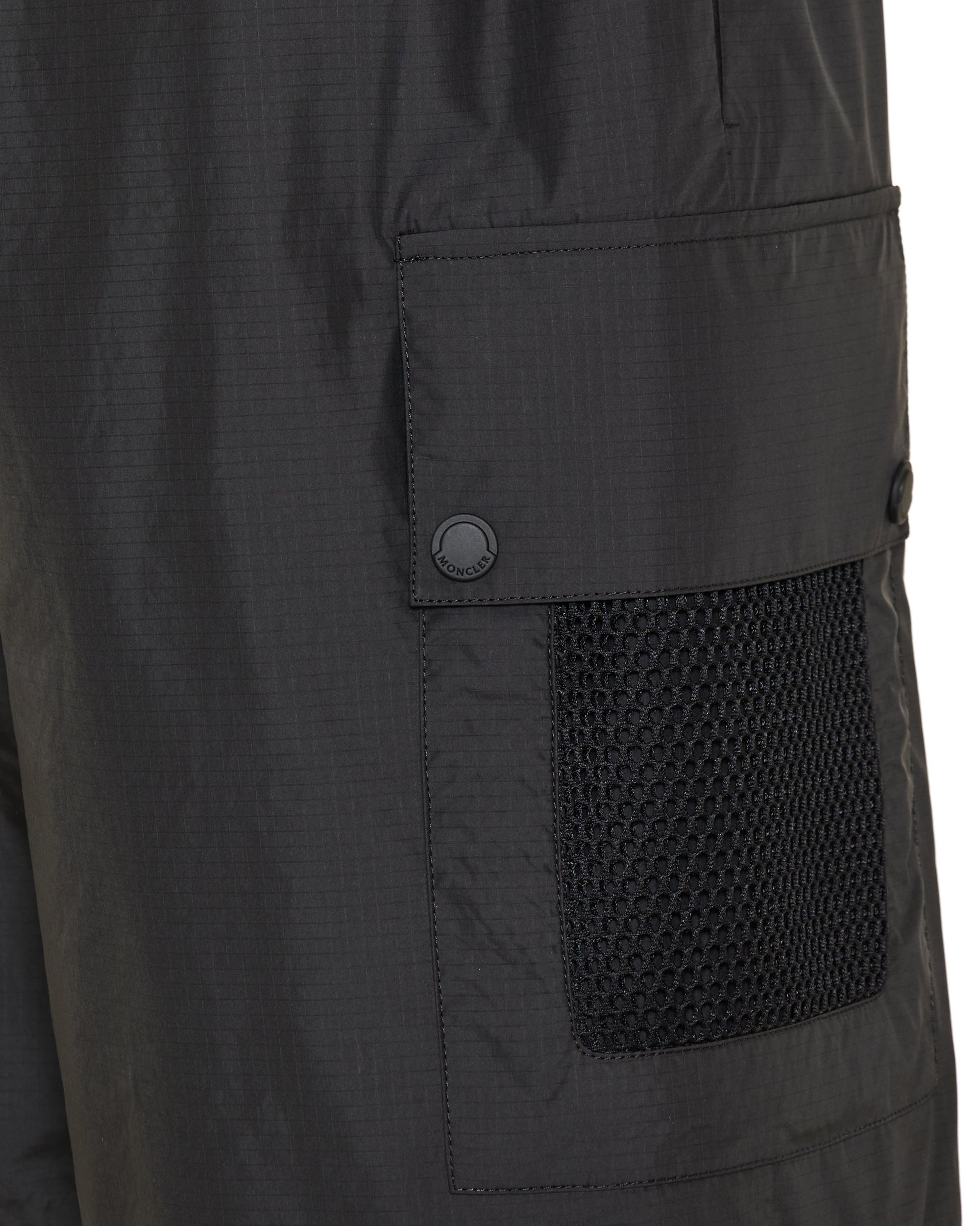 Ripstop Bermuda Shorts Moncler – Гарантія оригінальності – детальний вид