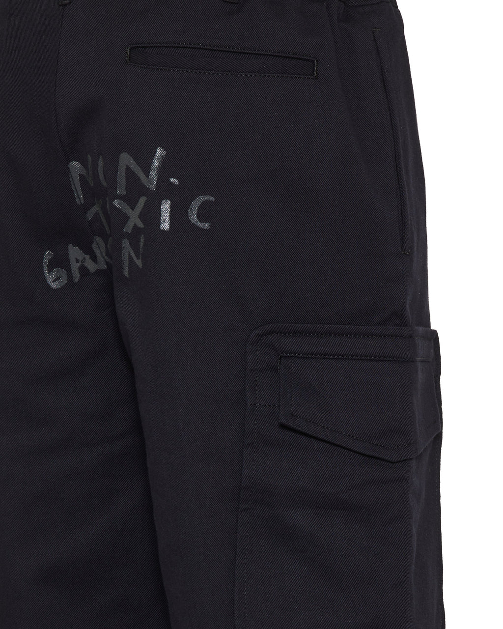 Оригінальна Text Print Twill Tapered Trousers Comme des garcons – збільшений вид