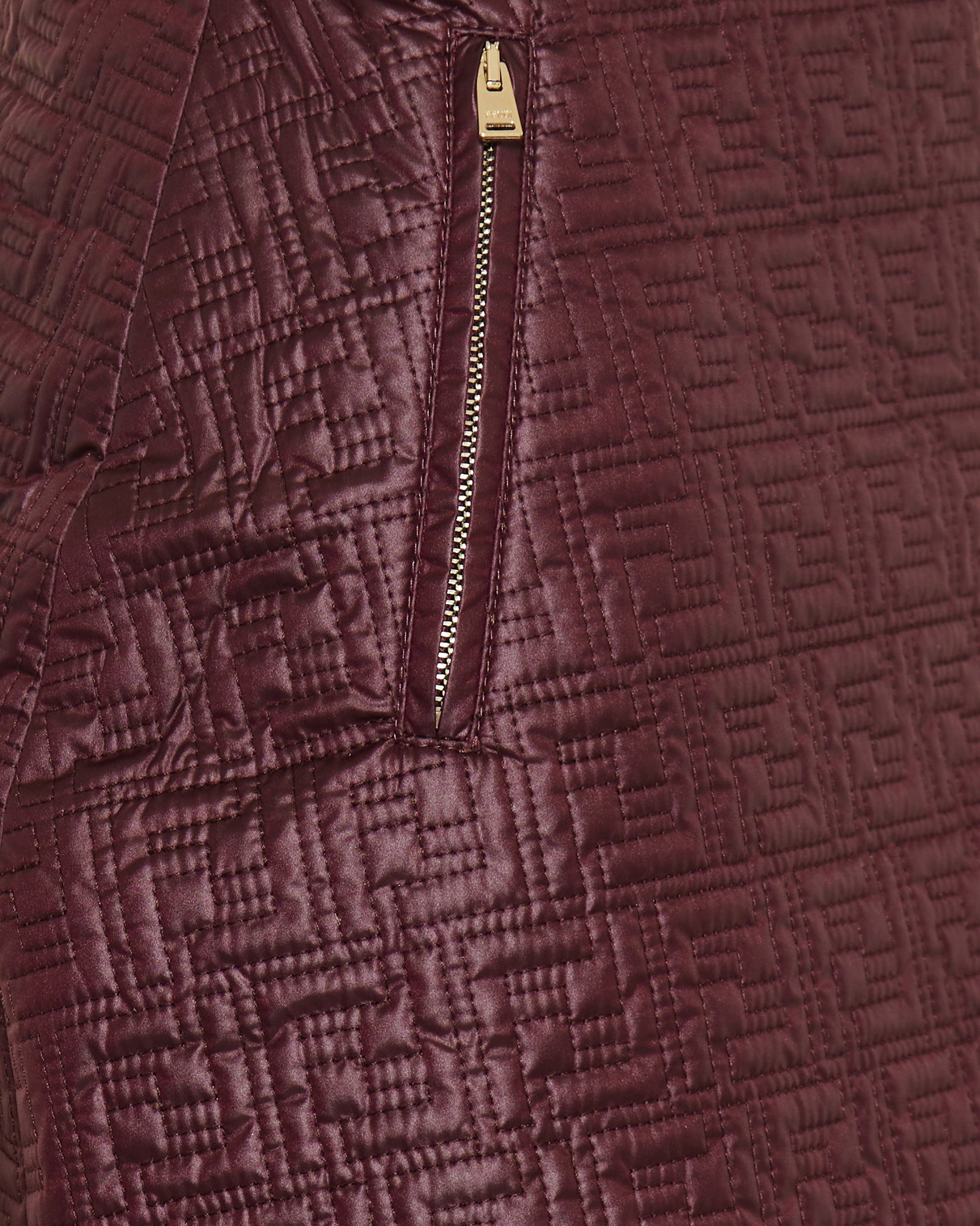 Quilted Logo Pattern Mini Skirt Fendi оригінал – Купити в Україні – збільшений вид