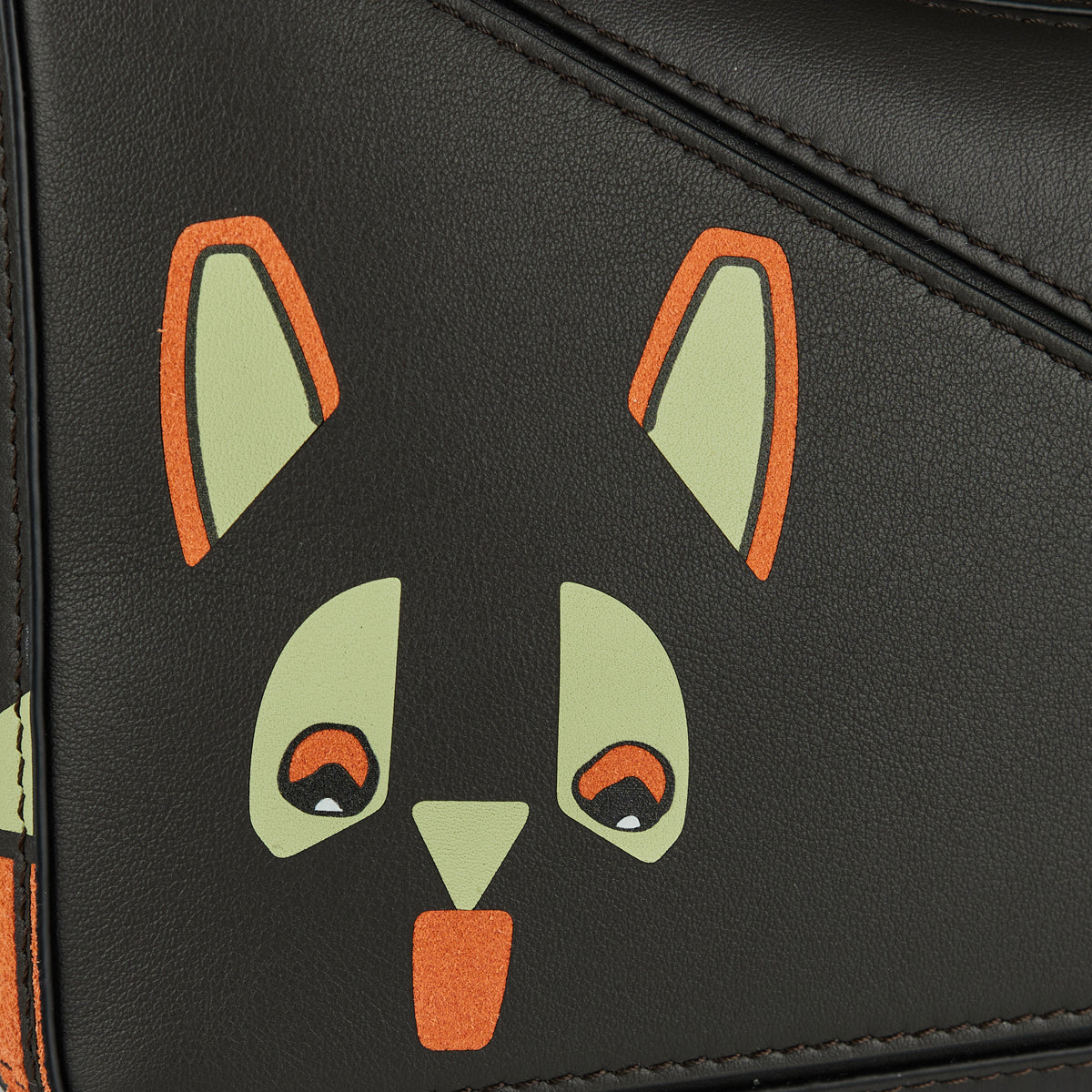 Futurist Cat Small Puzzle Bag Loewe – Гарантія оригінальності – збільшений вид
