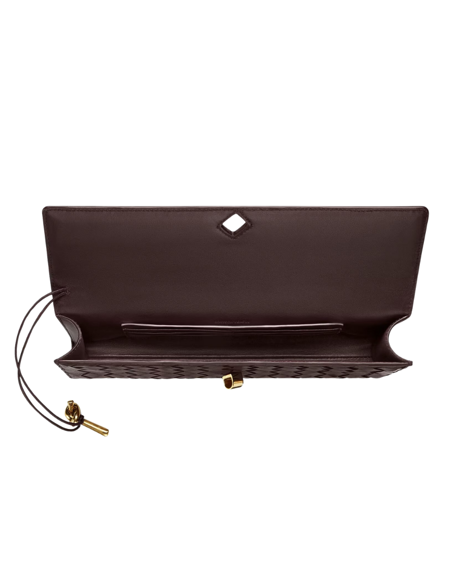 Andiamo Intrecciato Leather Clutch Bag Bottega veneta оригінал – Купити в Україні – детальний вид