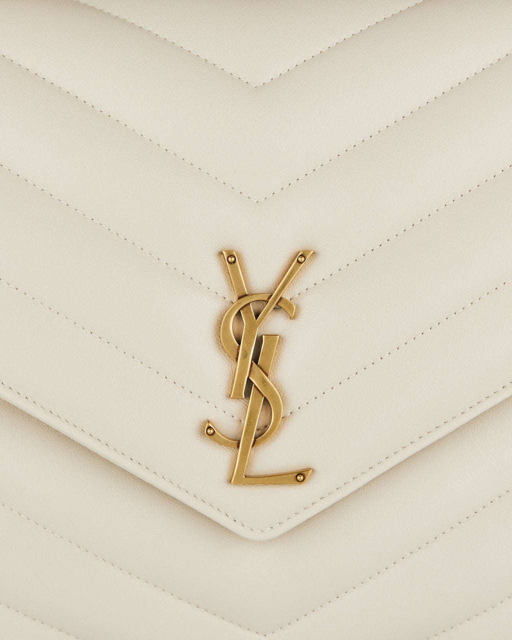Оригінальна Loulou Large Matelassé Leather Shoulder Bag Saint laurent – збільшений вид