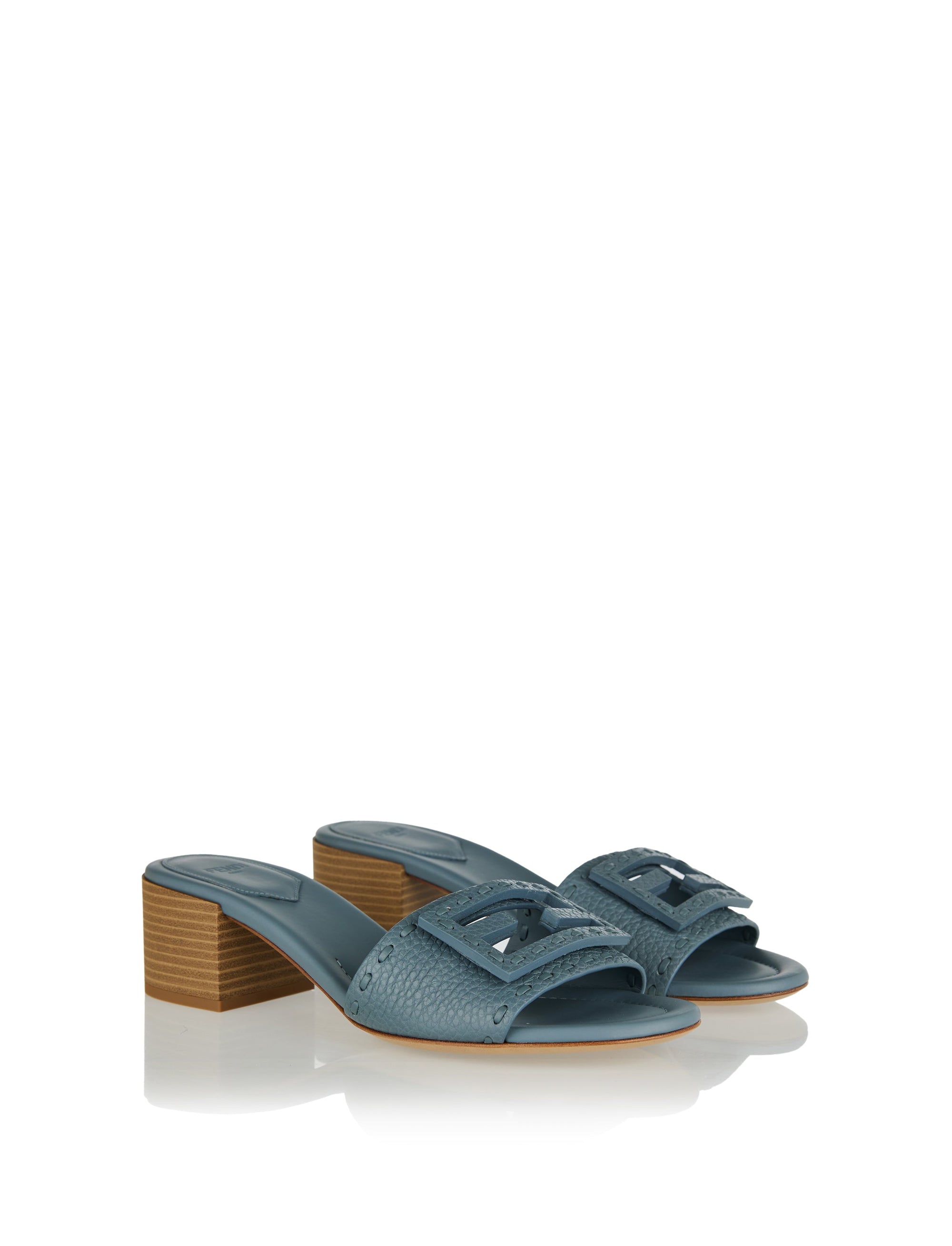Fendi Footwear оригінал | Швидка доставка Україна – вид ззаду