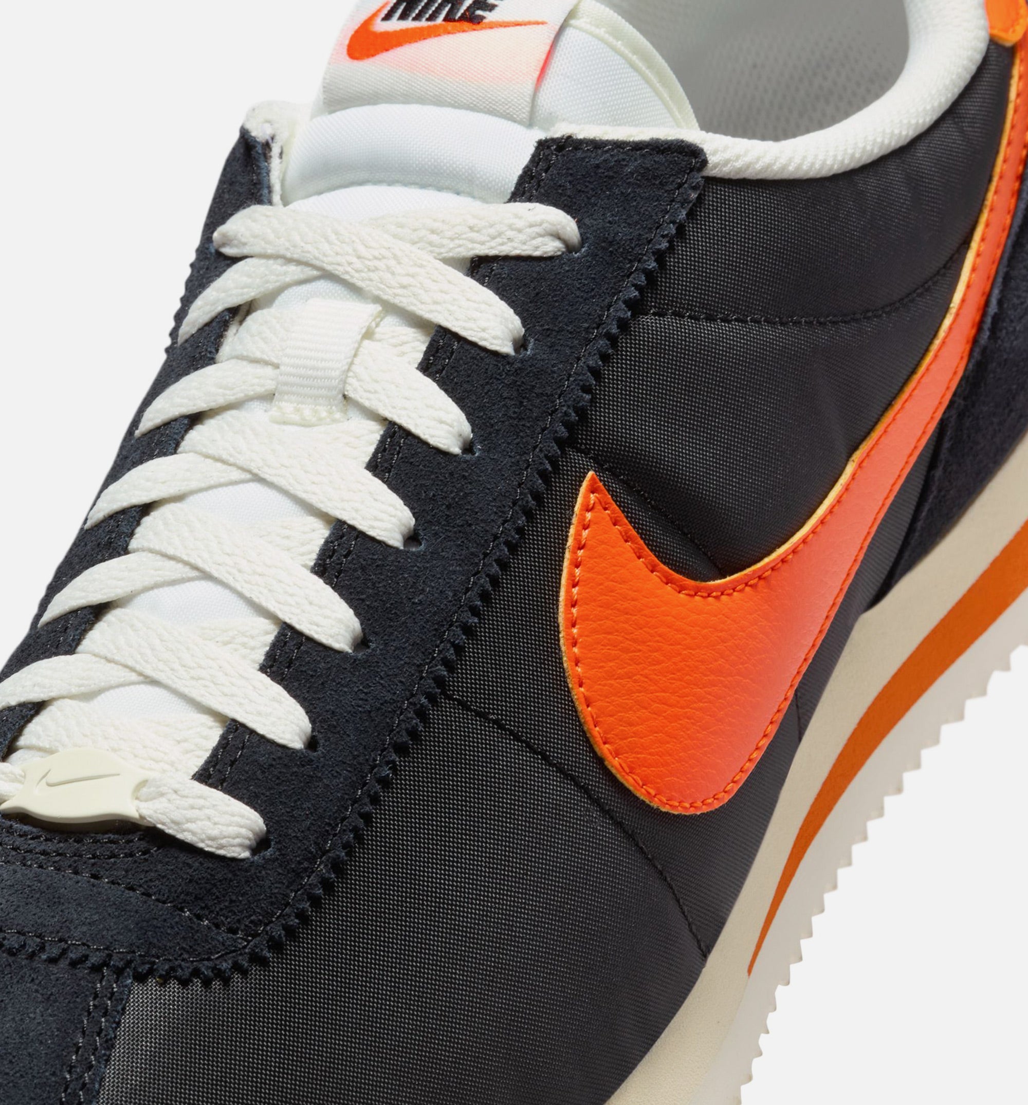 Nike Footwear оригінал | Швидка доставка Україна – вид ззаду