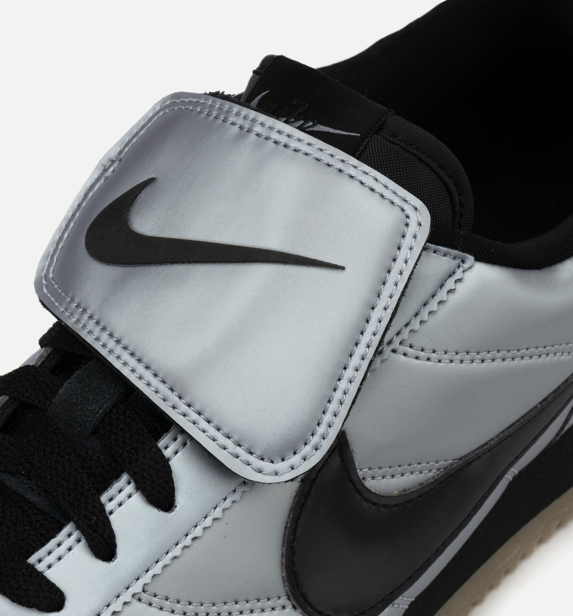 Cortez Leather Se Tiempo Pack Mens Lifestyle Shoe Nike – Гарантія оригінальності – вид ззаду