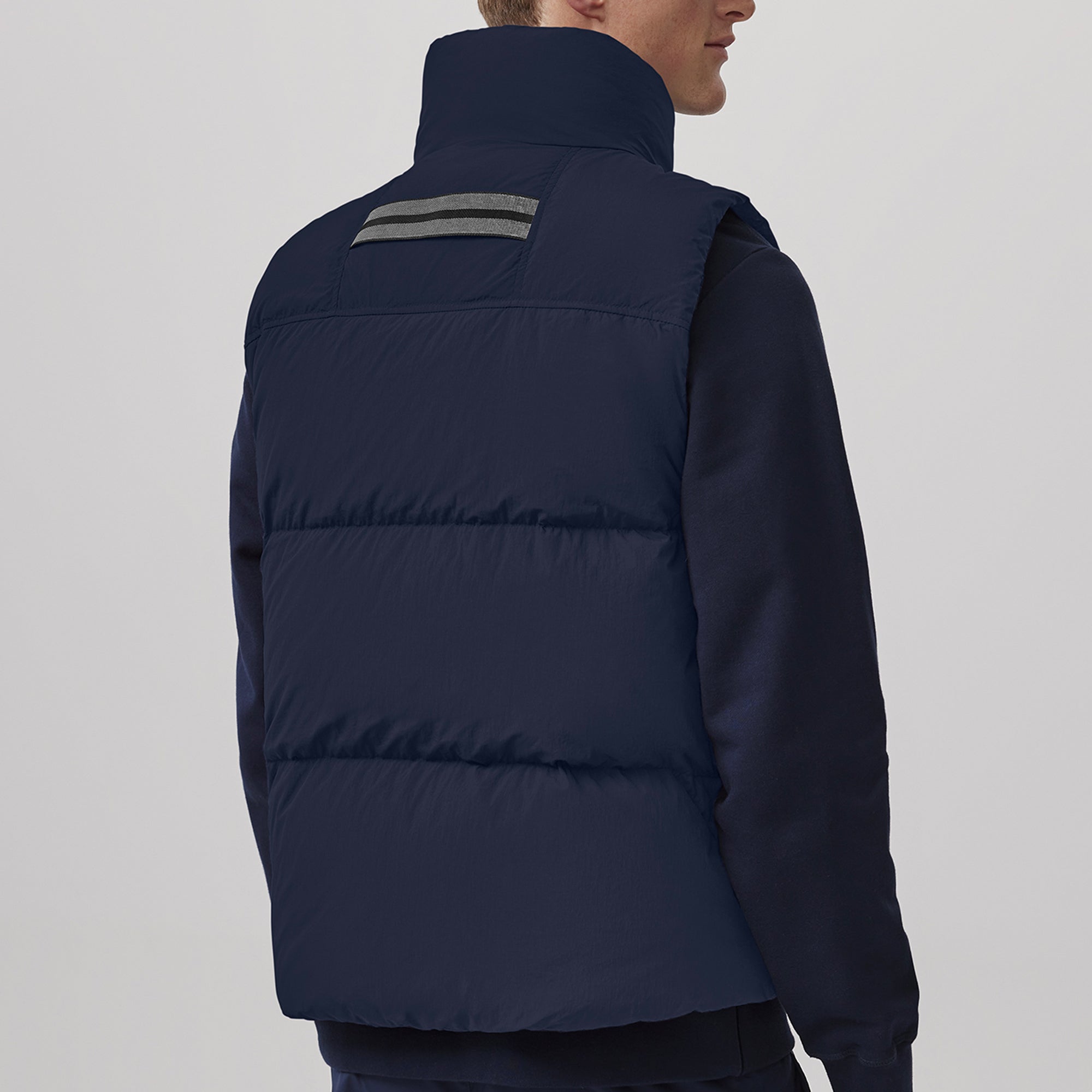 Mens Lawrence Puffer Vest CANADA GOOSE оригінал – Купити в Україні – детальний вид