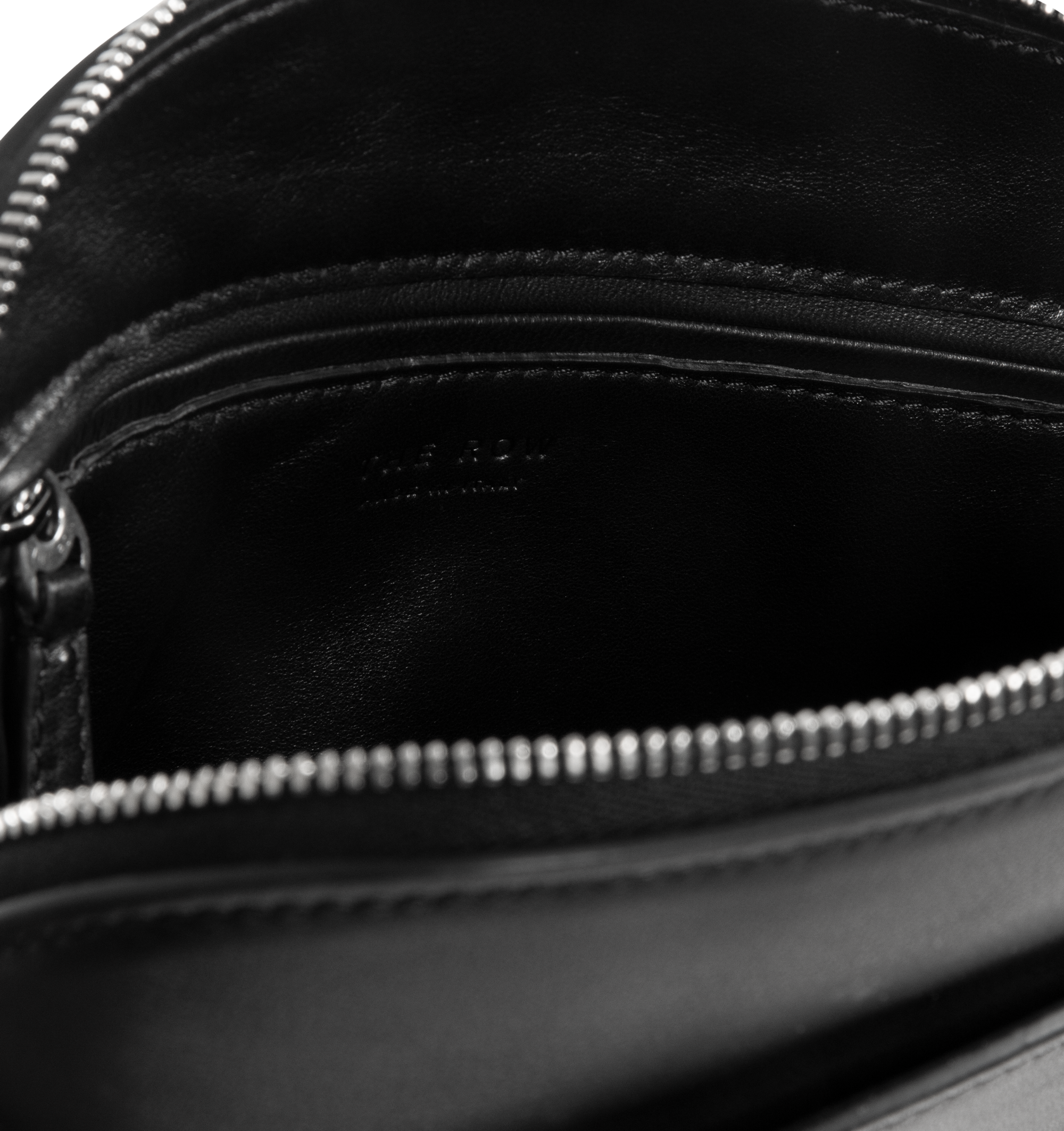 Оригінальна Annie E-W Crossbody The row – детальний вид