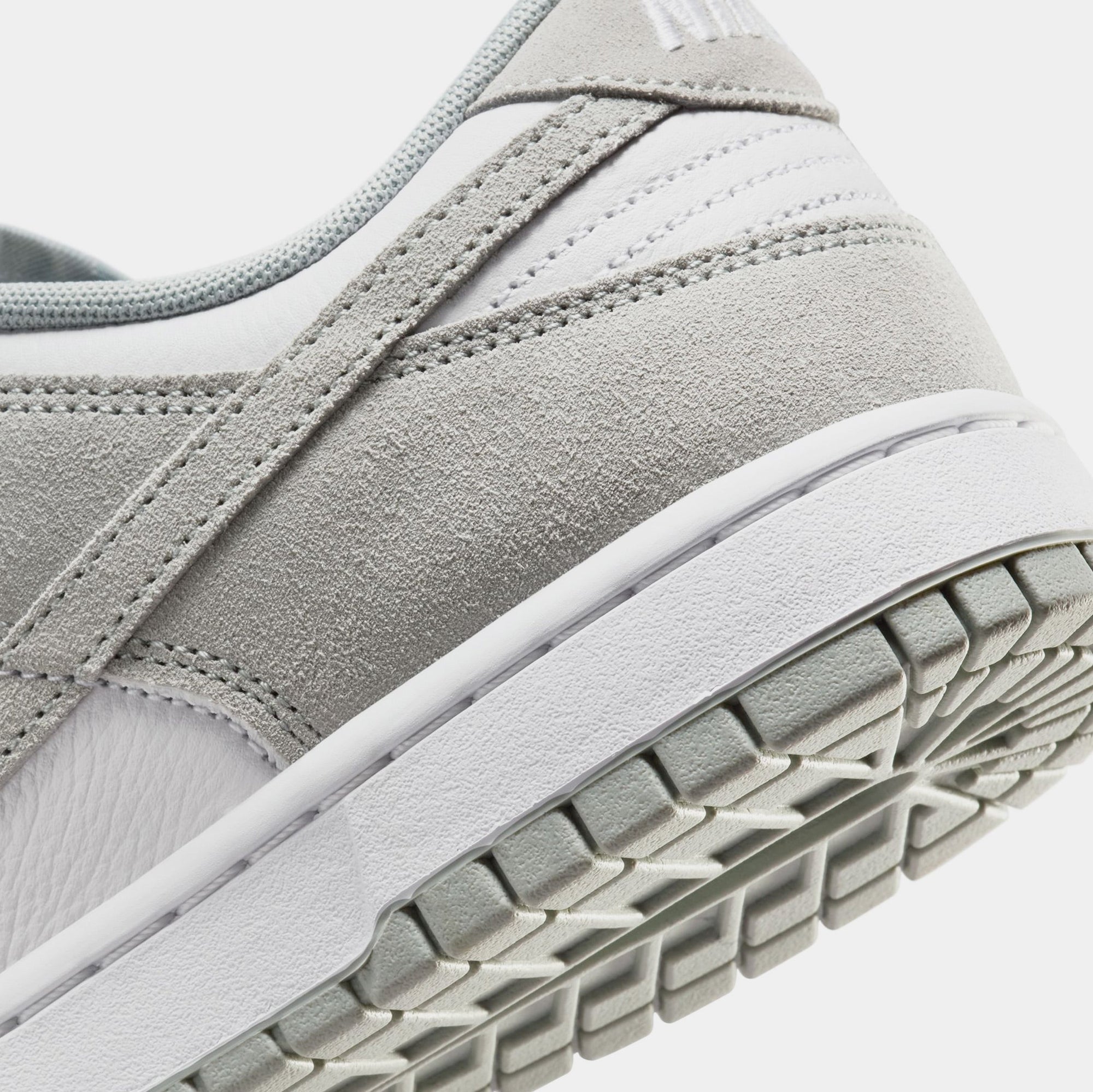 Dunk Low Retro Mens Lifestyle Shoes Nike оригінал – Купити в Україні – детальний вид