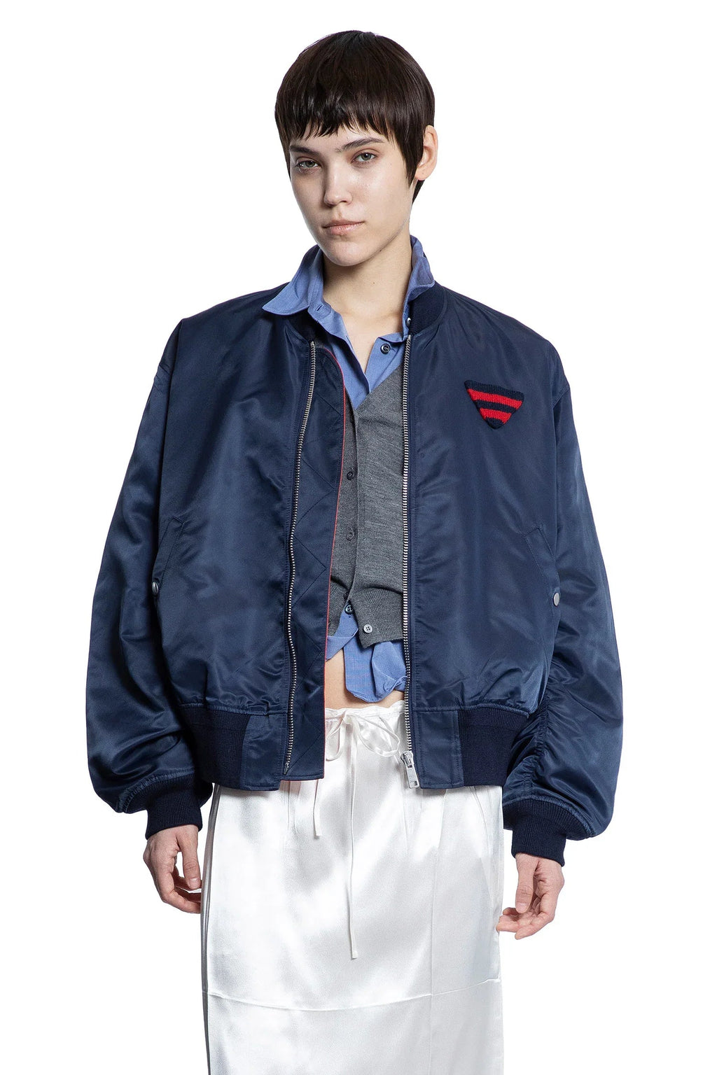 Prada Outerwear оригінал | Швидка доставка Україна – боковий вид