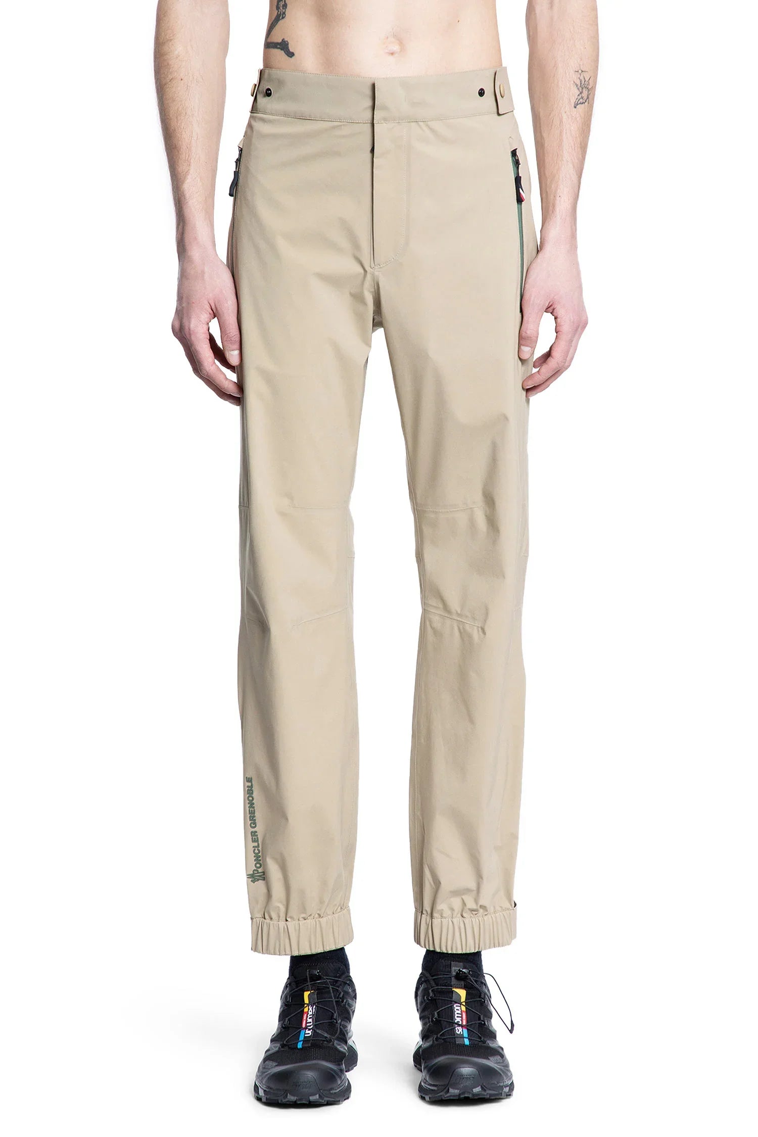 Gore-Tex Jogging Trousers Moncler – Гарантія оригінальності – вид ззаду