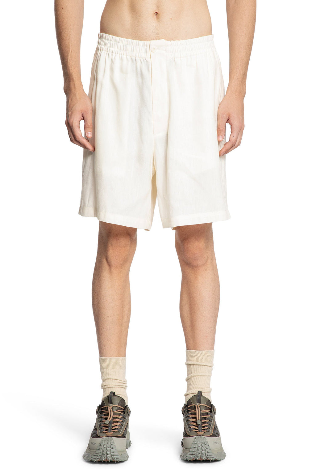 Gilga Farm Collaboration Linen Blend Shorts Moncler – Гарантія оригінальності – вид ззаду