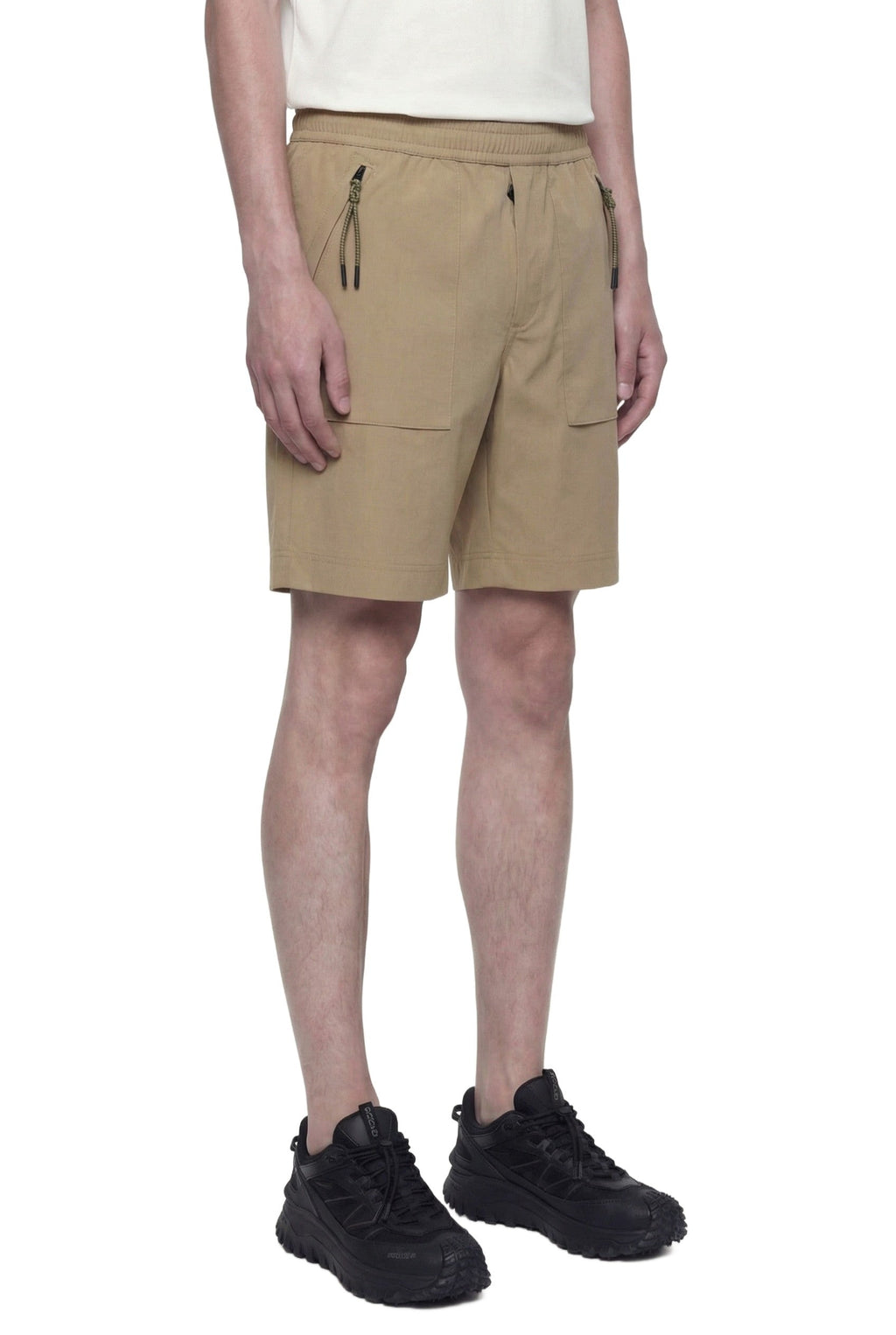 Technical Froissé Shorts Moncler – Гарантія оригінальності – детальний вид