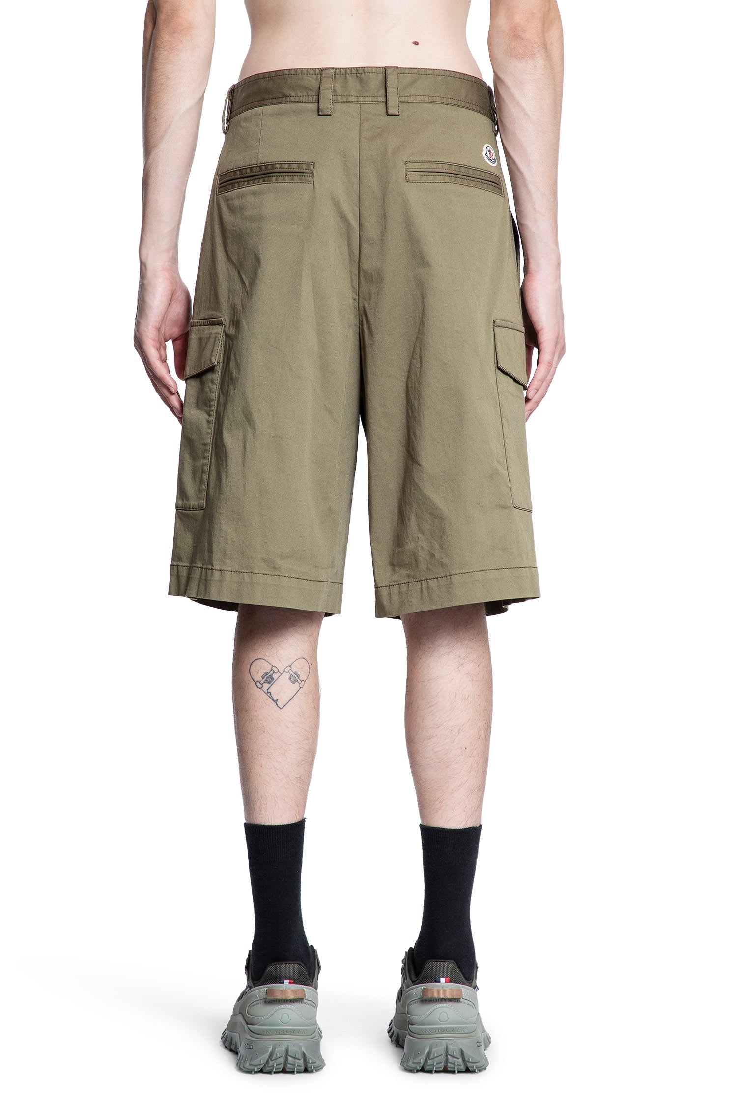 Оригінальна Cotton Gabardine Cargo Shorts Moncler – збільшений вид