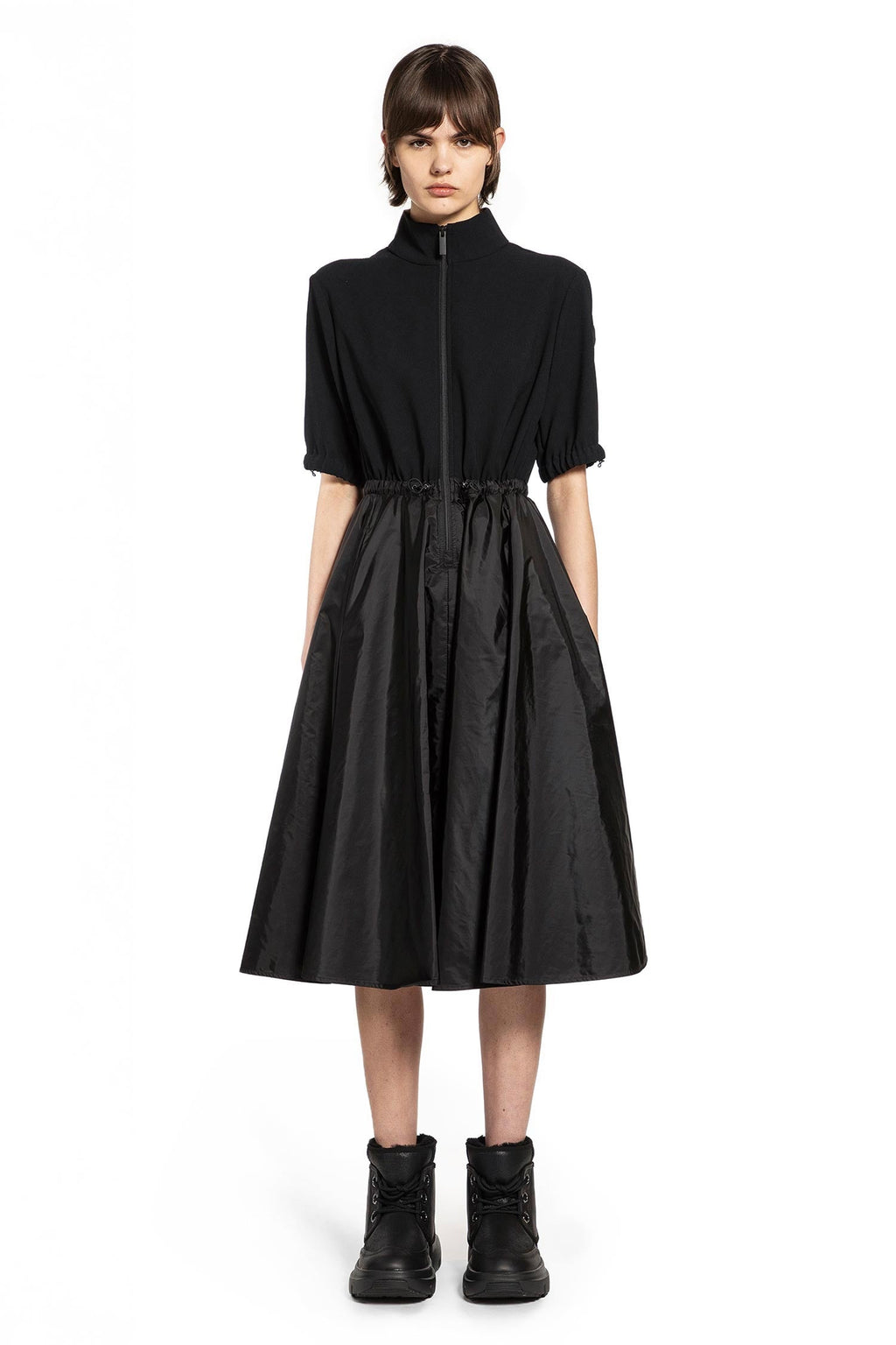 Satin MIDI Dress Moncler – Гарантія оригінальності – вид ззаду