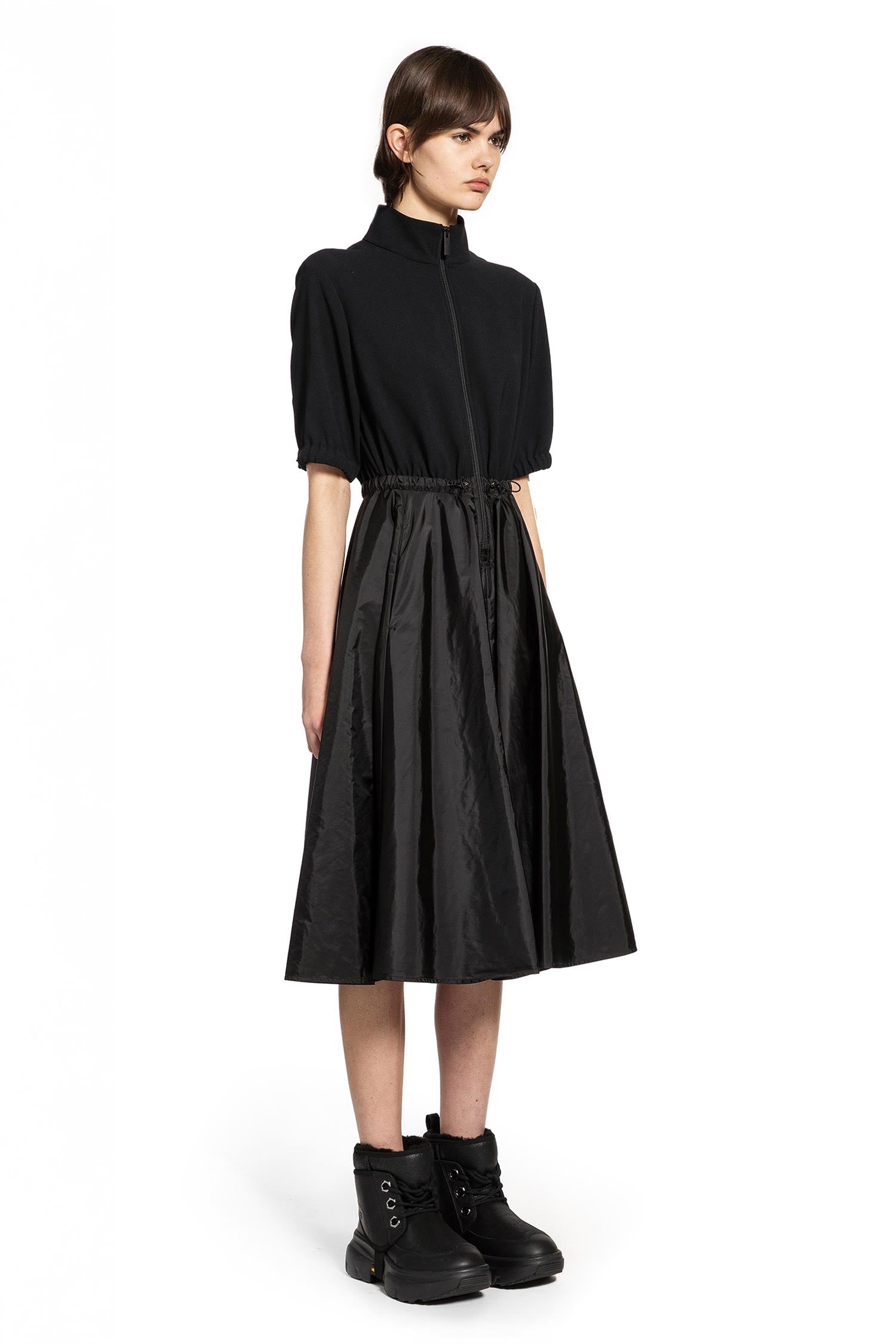 Satin MIDI Dress Moncler – Гарантія оригінальності – детальний вид
