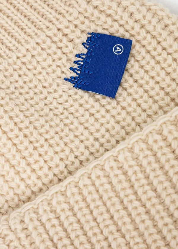 Оригінальна White Ribbed-Knit Logo Beanie Ader error – вид ззаду