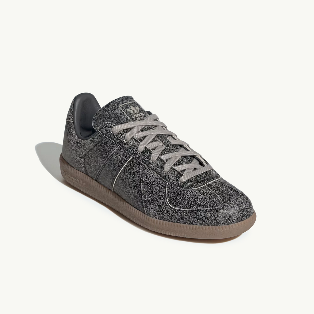 Оригінальна Bw Army Adidas – вид ззаду