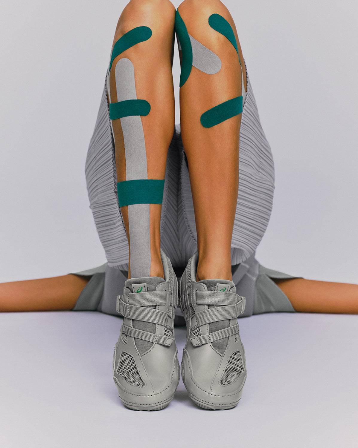 X Issey Miyake Hyper Taping Asics – Гарантія оригінальності – вид ззаду