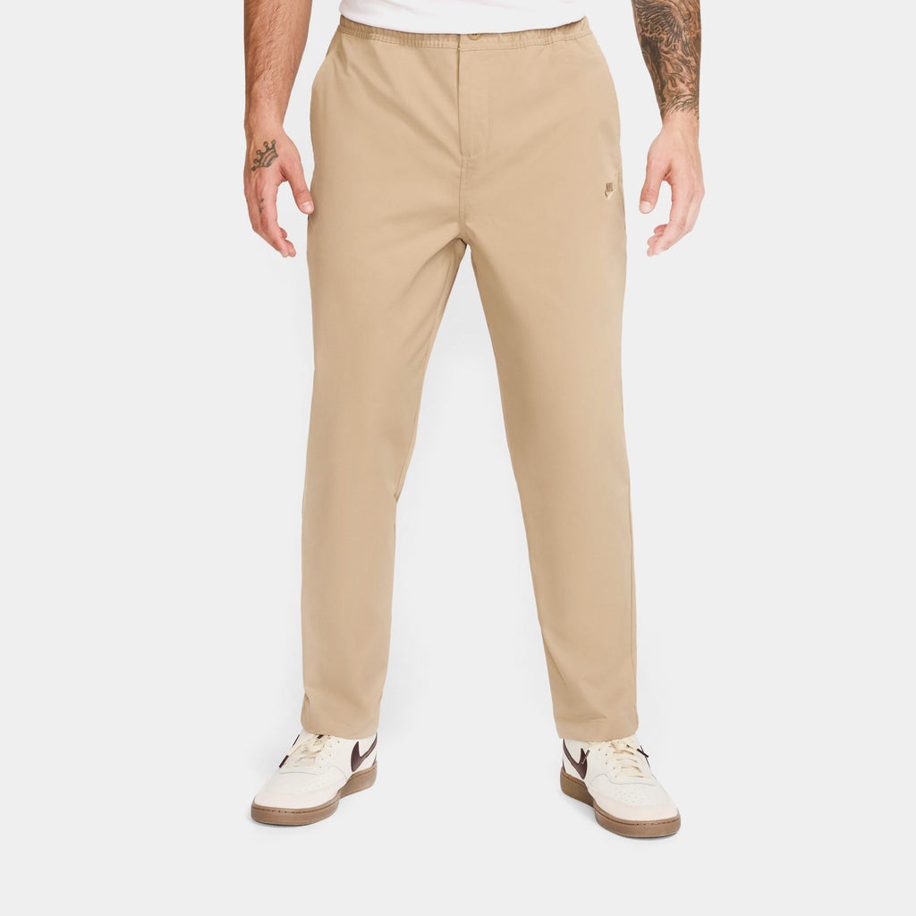 Club Woven Taper Mens Pant Nike оригінал – Купити в Україні – боковий вид