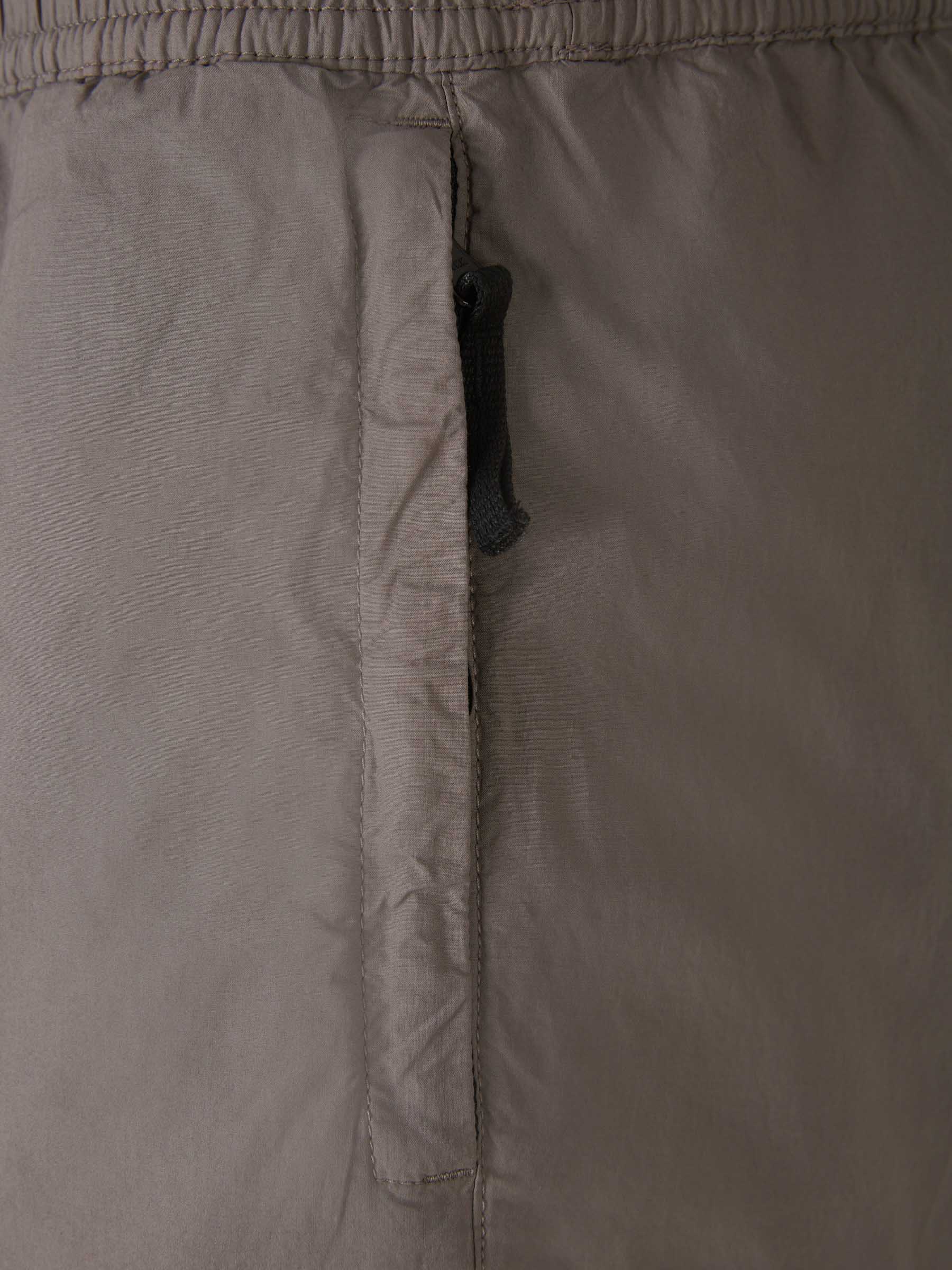 Logo Technical Joggers Stone island – Гарантія оригінальності – збільшений вид