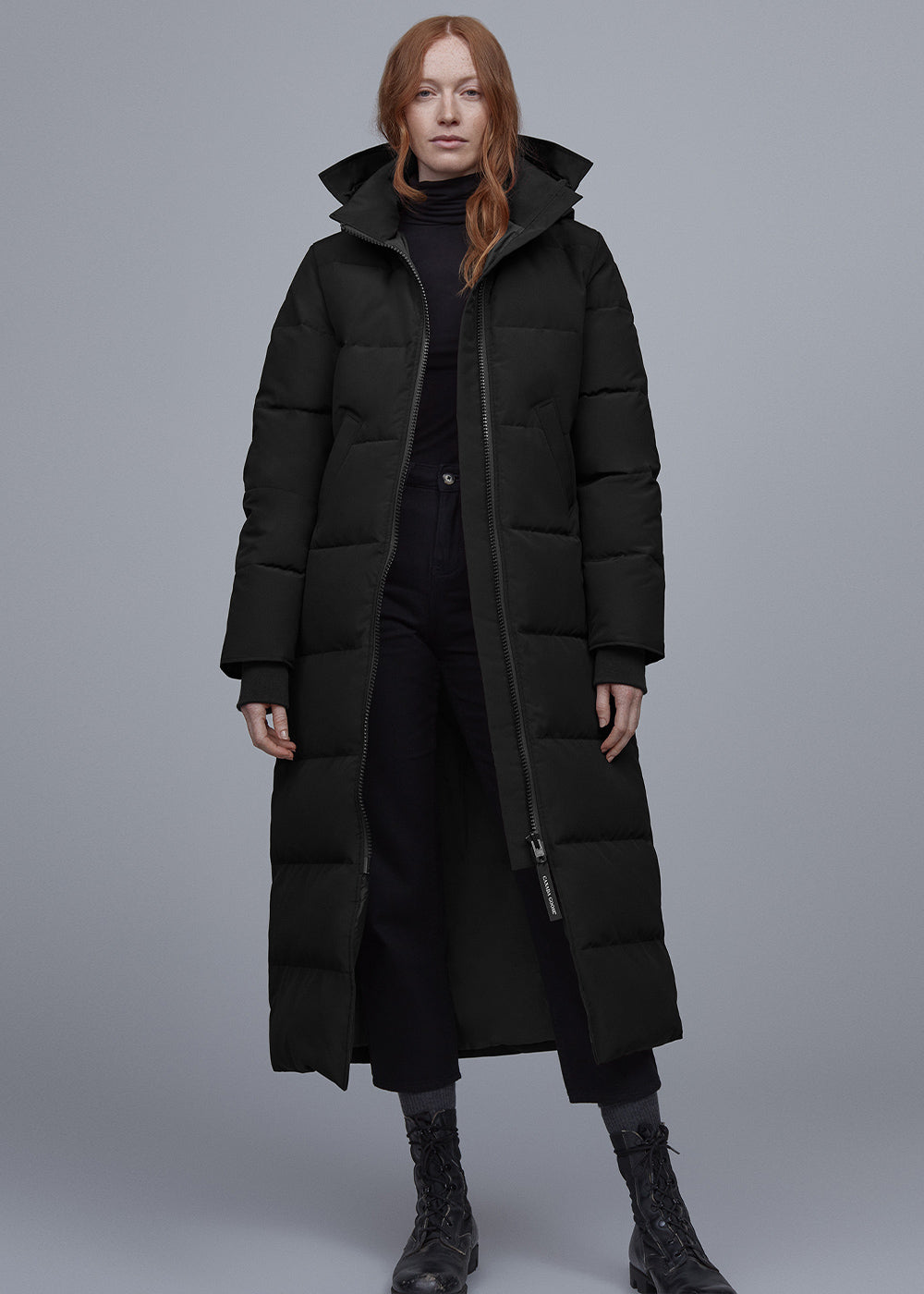 Оригінальна Black Mystique Down Parka Canada goose – вид ззаду