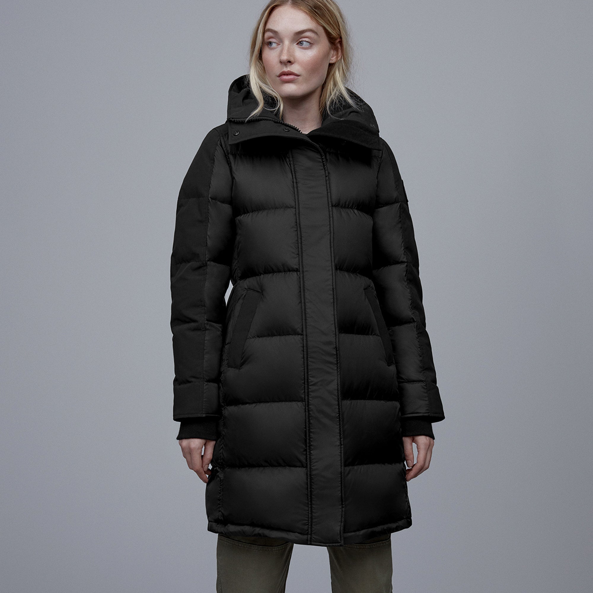 Оригінальна Womens Ladies Rowley Parka Black Canada goose – вид ззаду