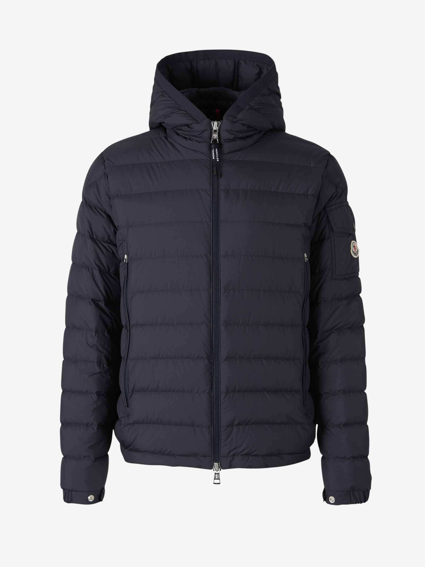 Moncler Outerwear оригінал | Швидка доставка Україна – боковий вид