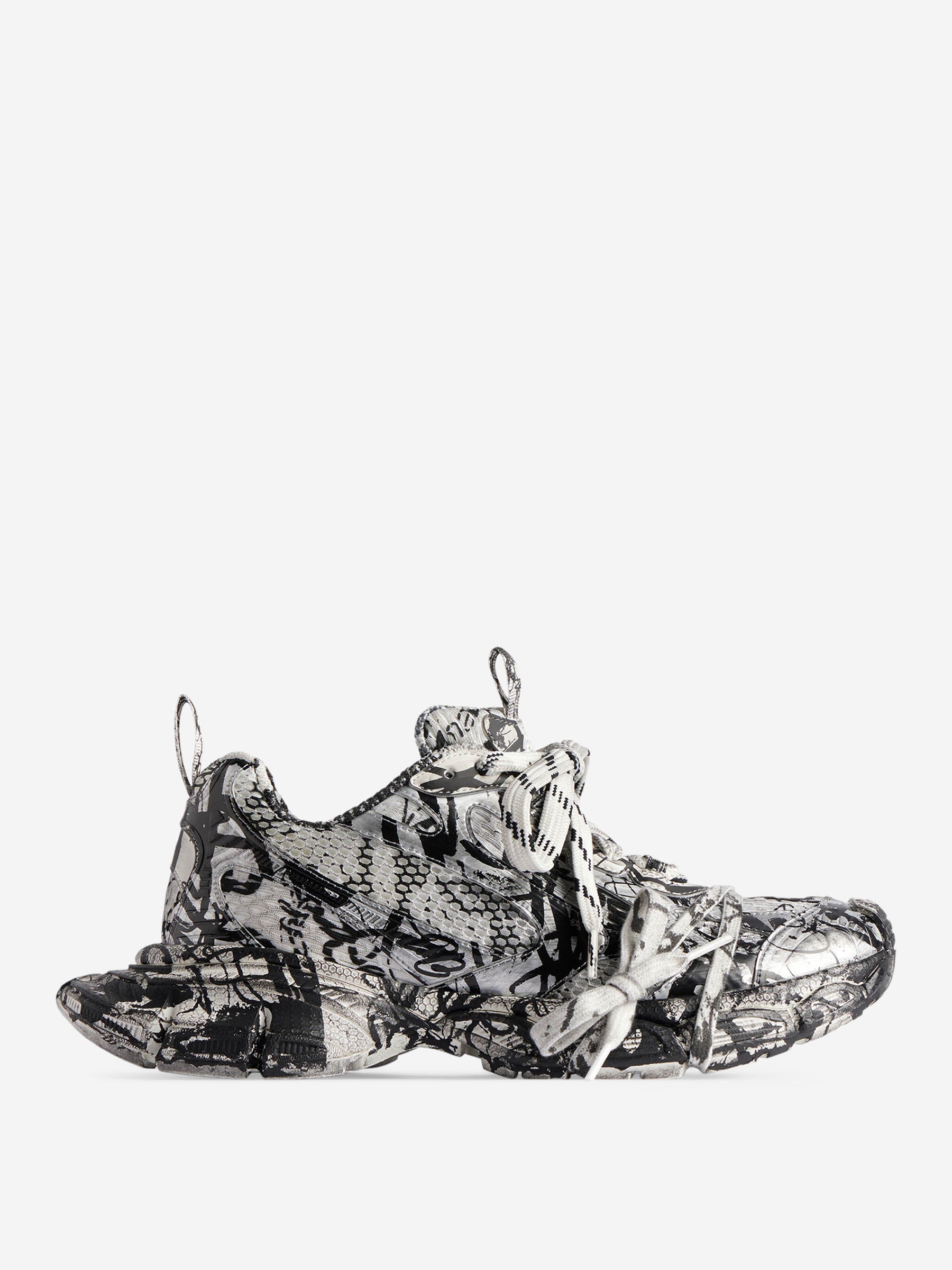 Оригінальна 3xl Extreme Graffiti Sneakers Balenciaga – боковий вид