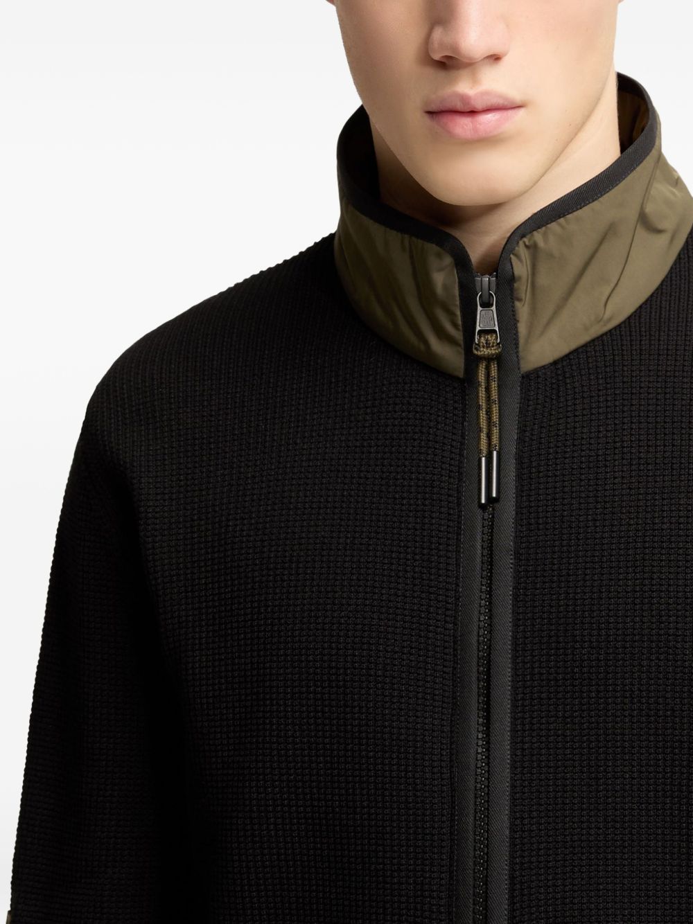 Оригінальна Zip-Up Cardigan Moncler – детальний вид