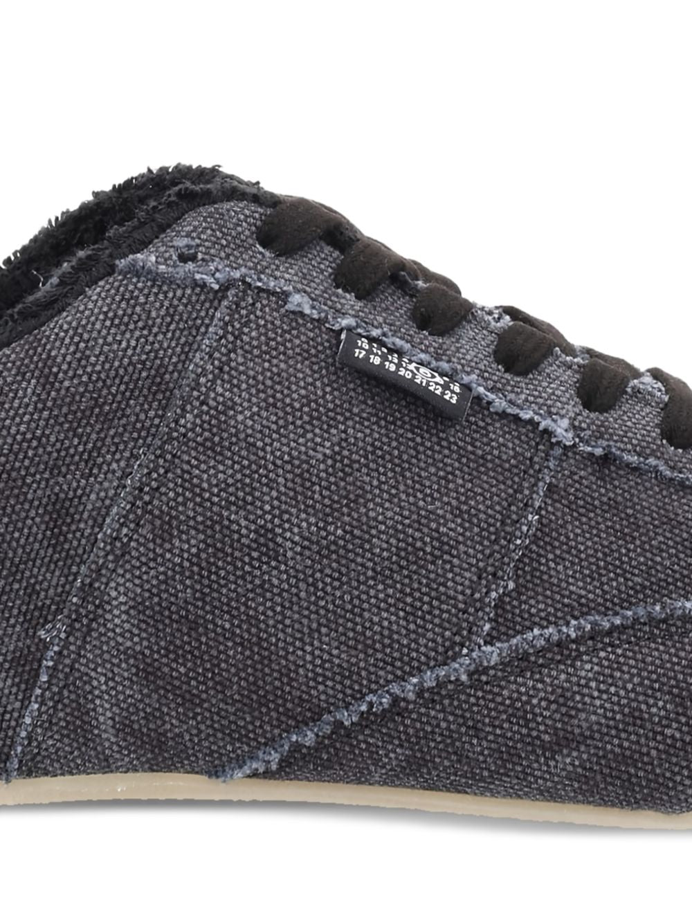 Anatomic Frayed-Canvas Sneakers Maison margiela оригінал – Купити в Україні – вид ззаду