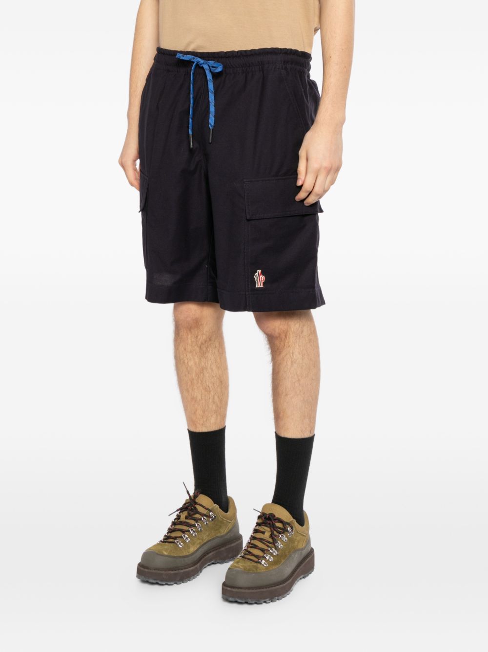 Оригінальна Gabardine Cargo Shorts Moncler – детальний вид