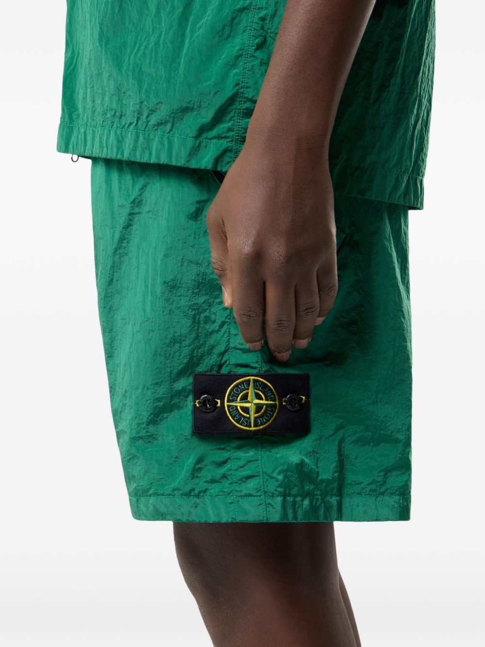 Оригінальна Nylon Metal Shorts Stone island – детальний вид