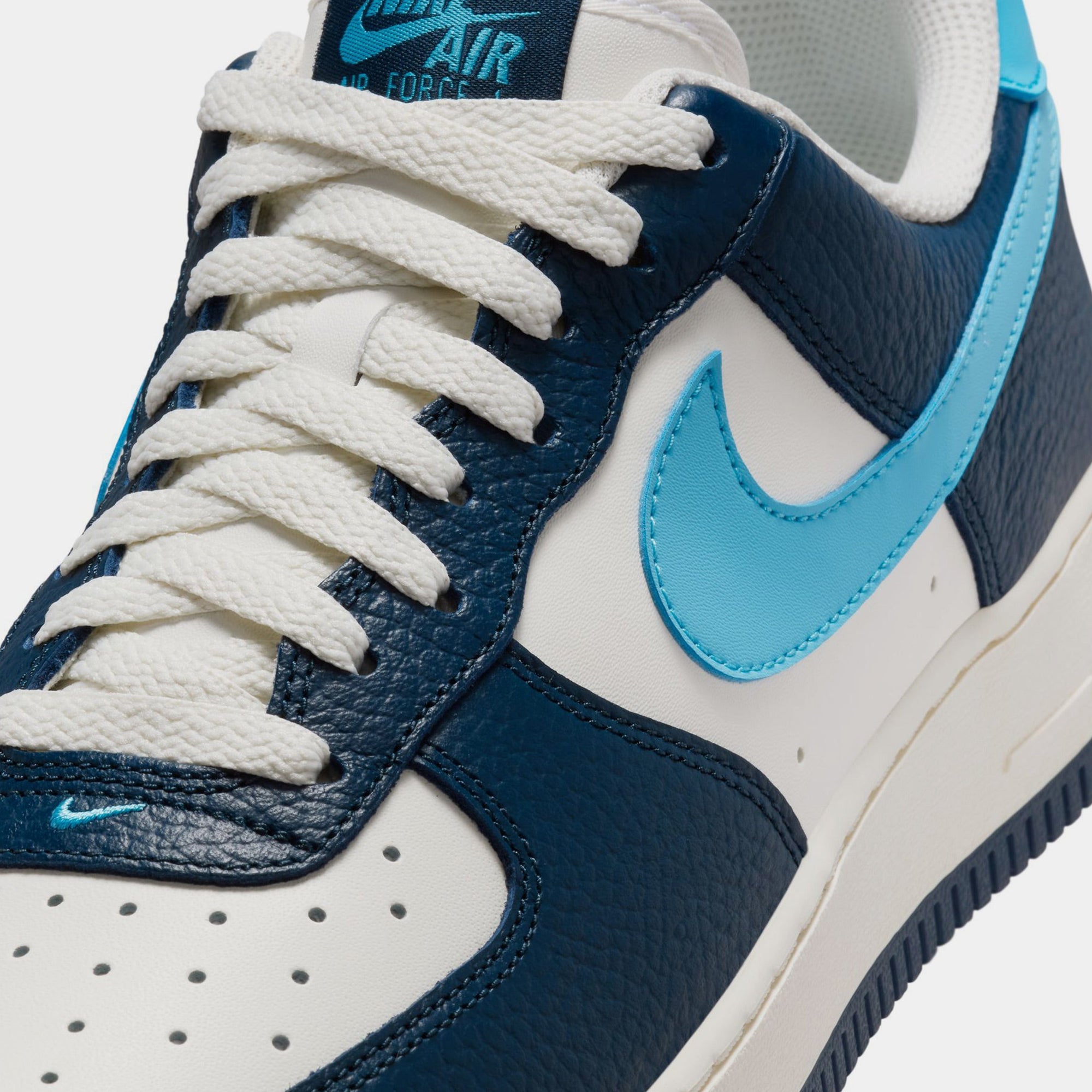 Air Force 1 07 Armory Navy Mens Lifestyle Shoes Nike – Гарантія оригінальності – вид ззаду