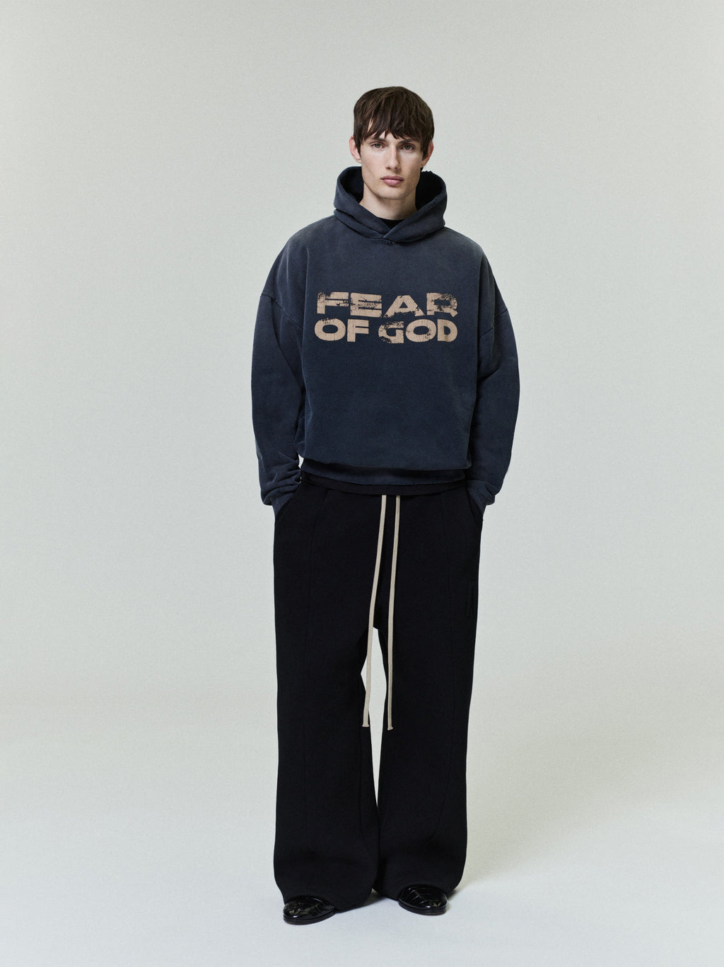 Оригінальна Hoodie Fear of god – боковий вид