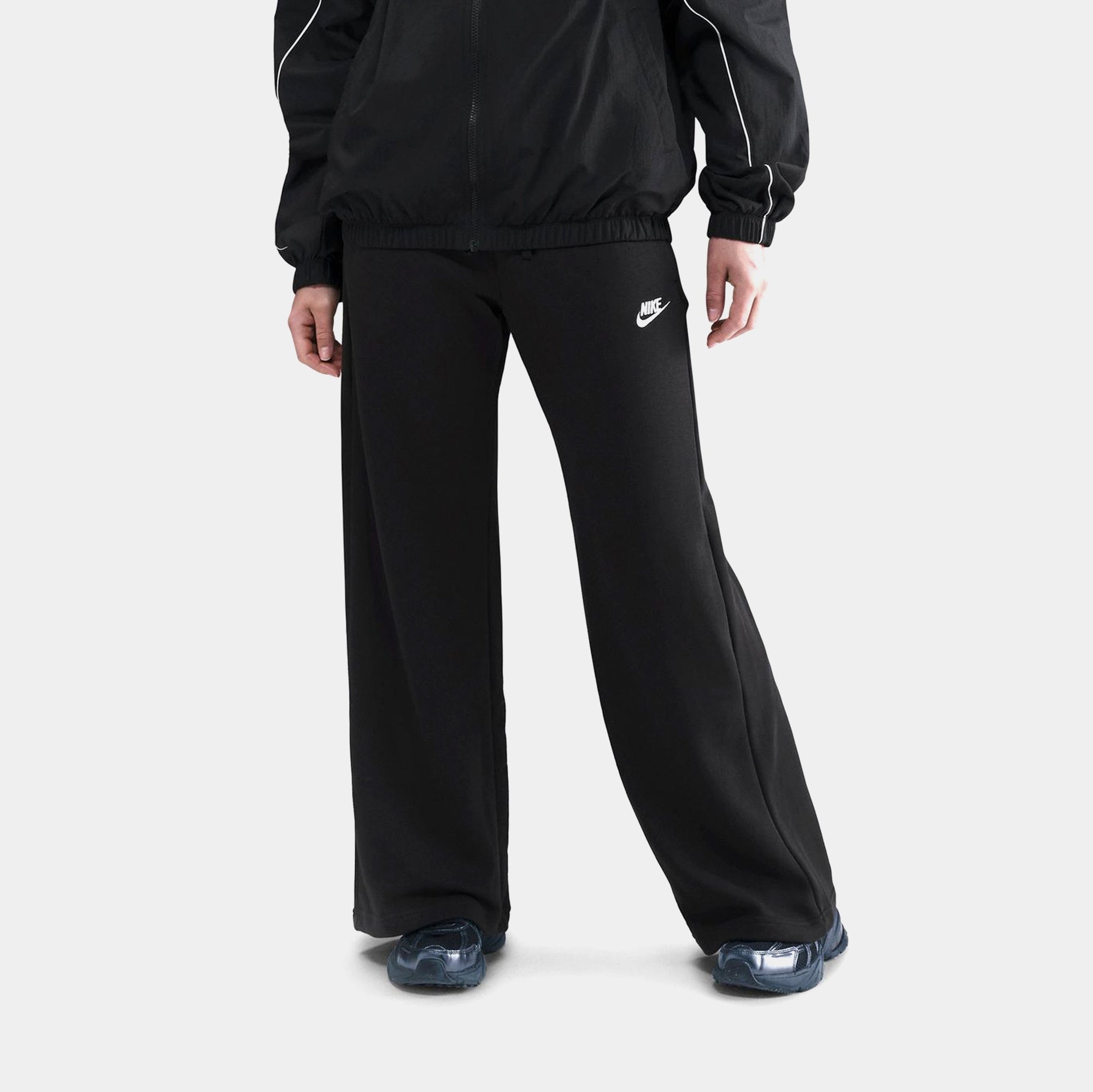 Nsw Club Fleece MID Rise Wide Leg Womens Sweatpants Nike оригінал – Купити в Україні – боковий вид