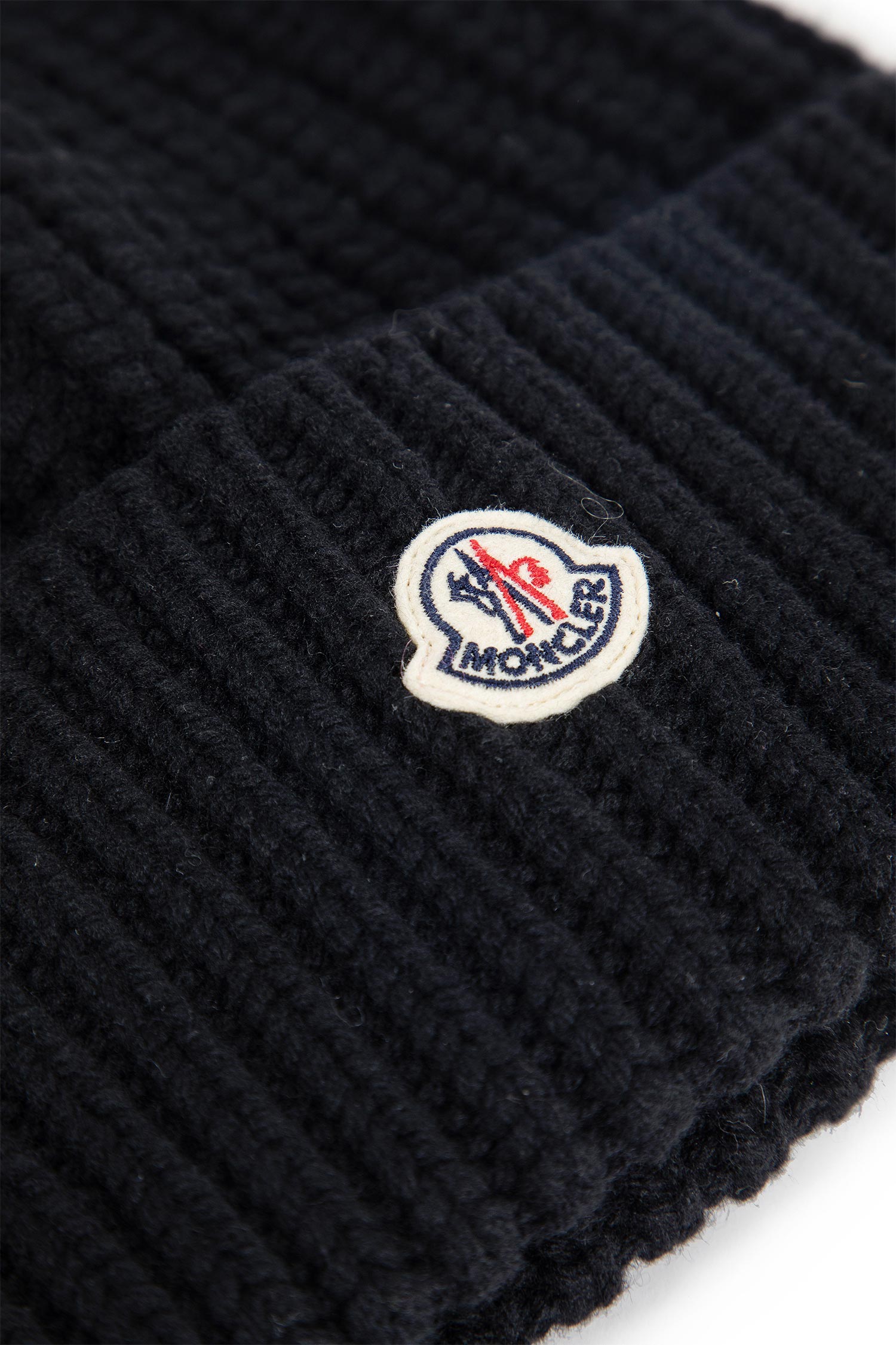Wool Beanie Moncler – Гарантія оригінальності – детальний вид