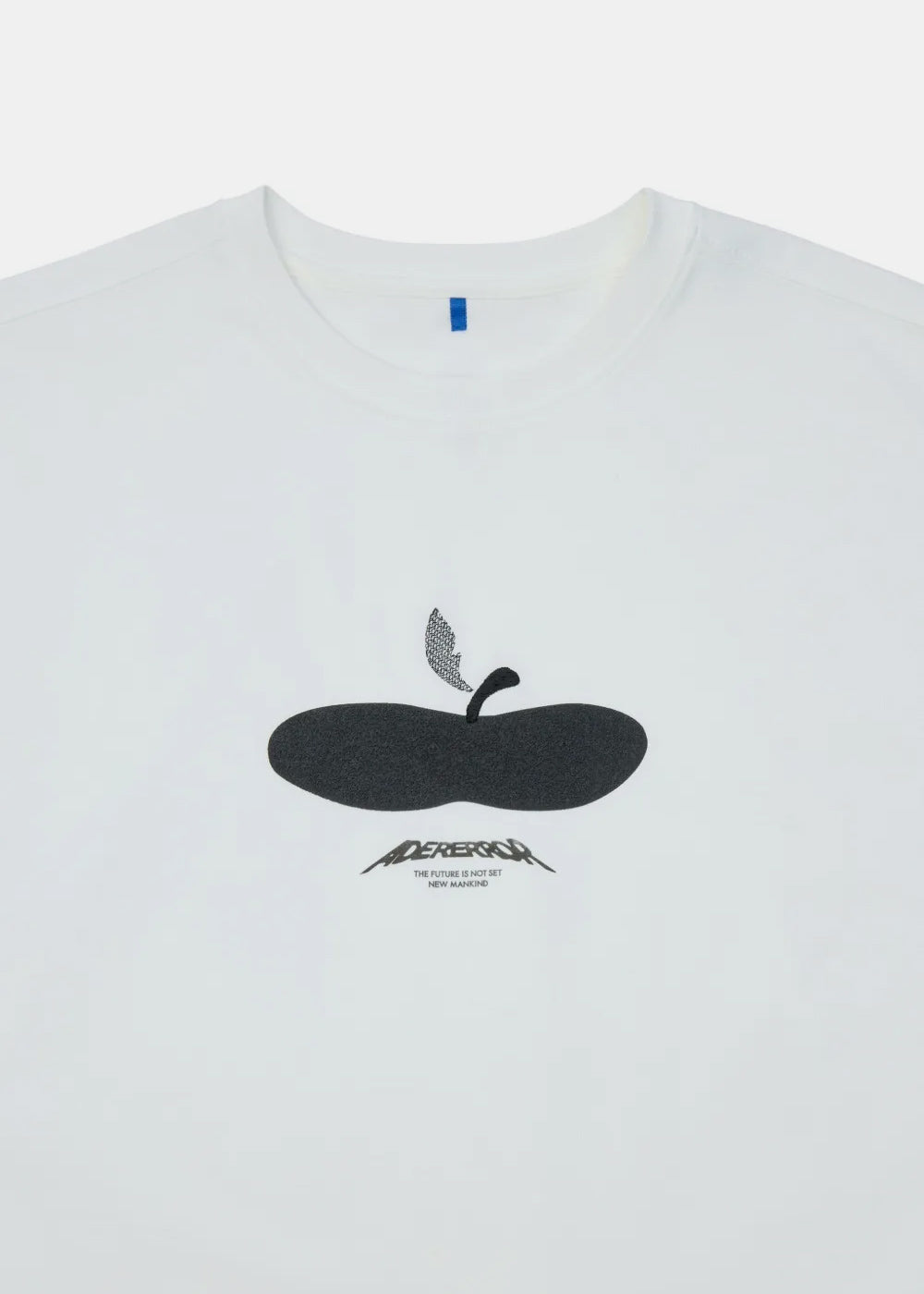 Оригінальна White Graphic-Print T-Shirt Ader error – детальний вид