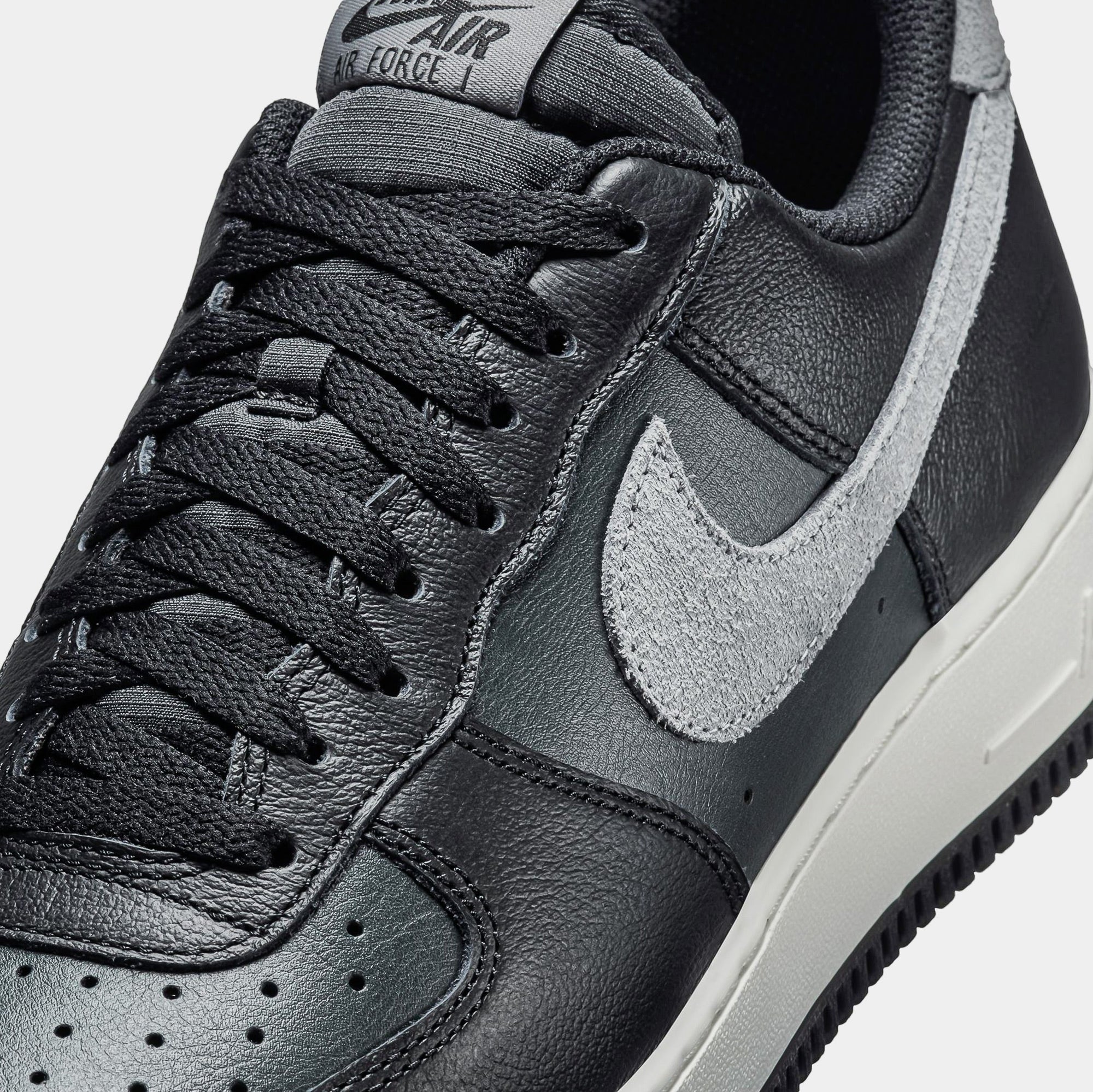 Air Force 1 07 Lv8 Smoke Grey Mens Lifestyle Shoes Nike – Гарантія оригінальності – вид ззаду
