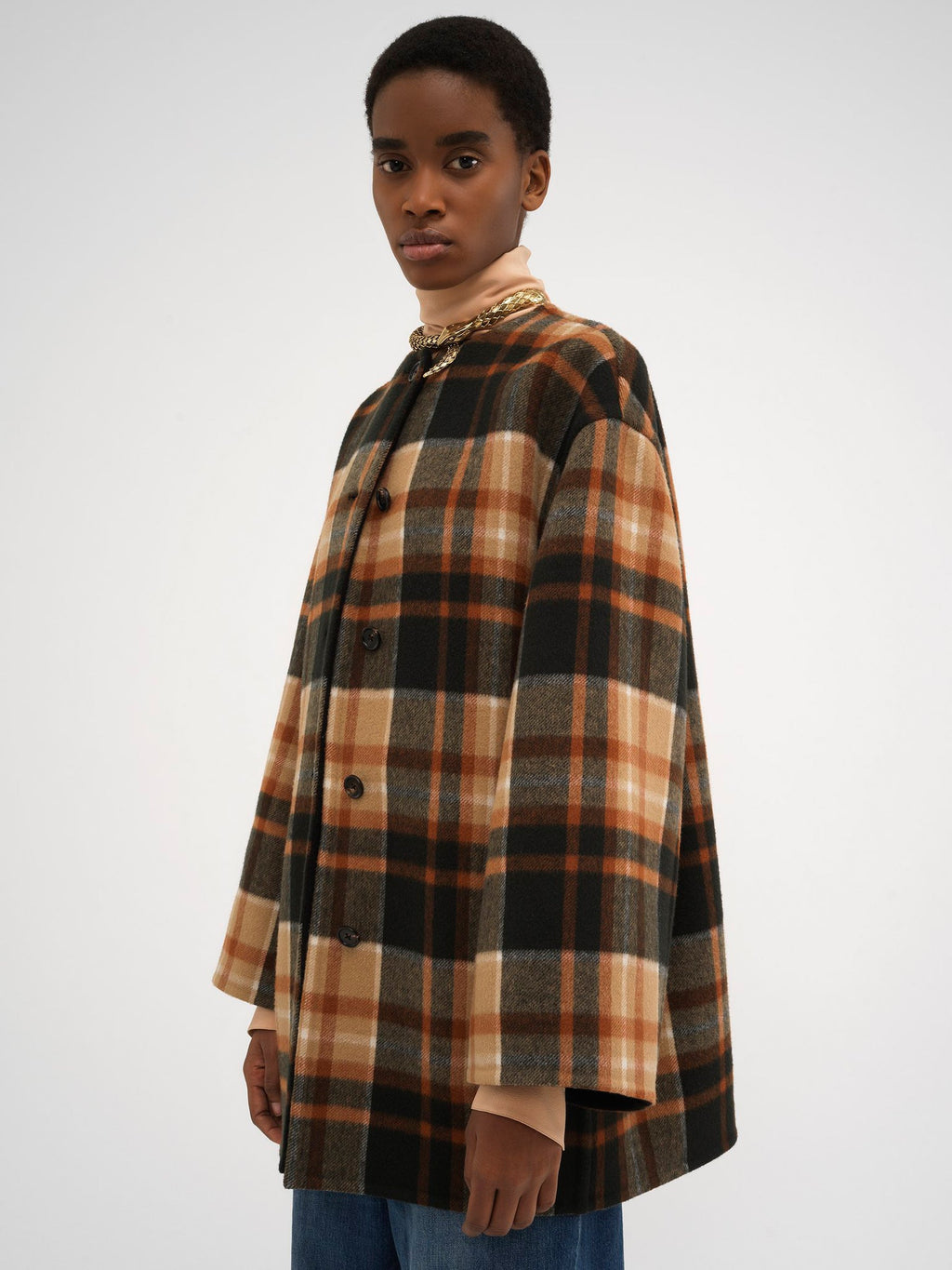 Chloe Outerwear оригінал | Швидка доставка Україна – вид ззаду