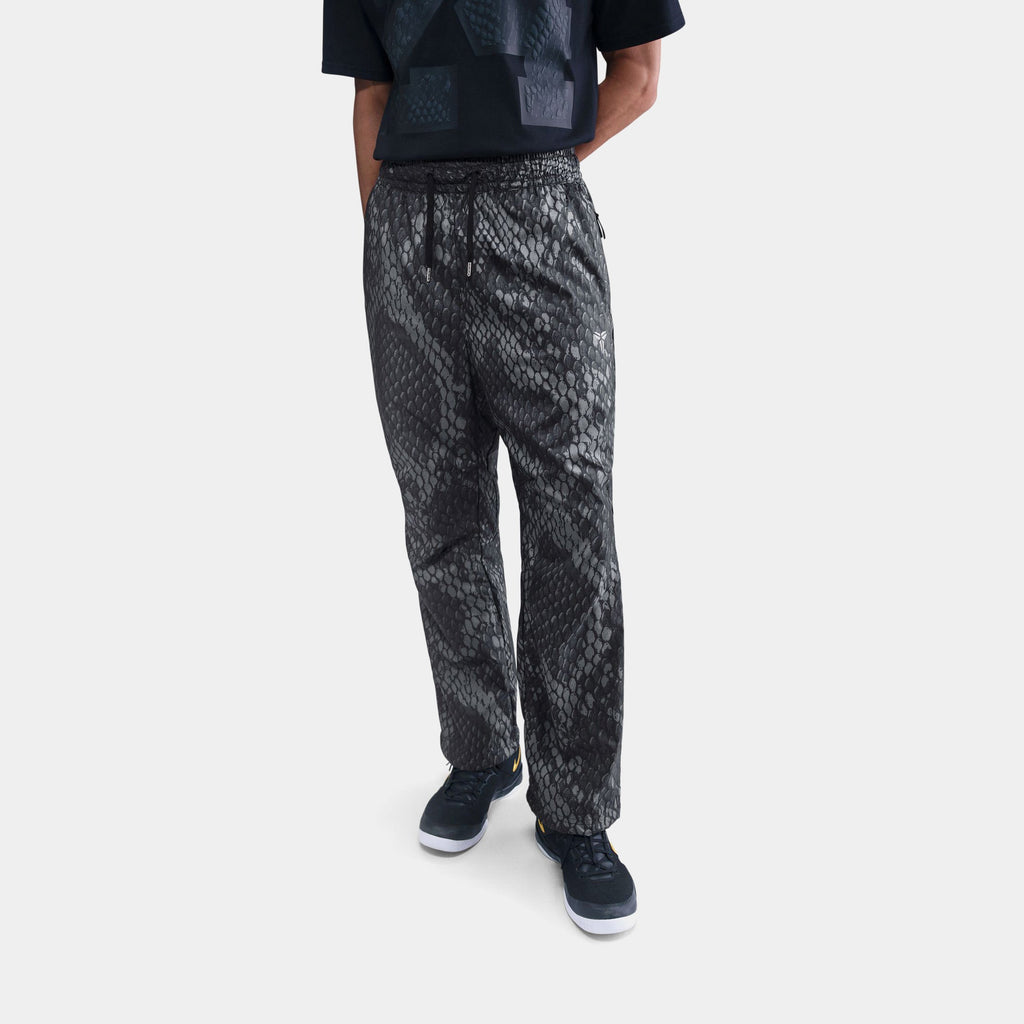 Kobe Bryant Lightweight Woven Trousers Mens Pants Nike оригінал – Купити в Україні – боковий вид