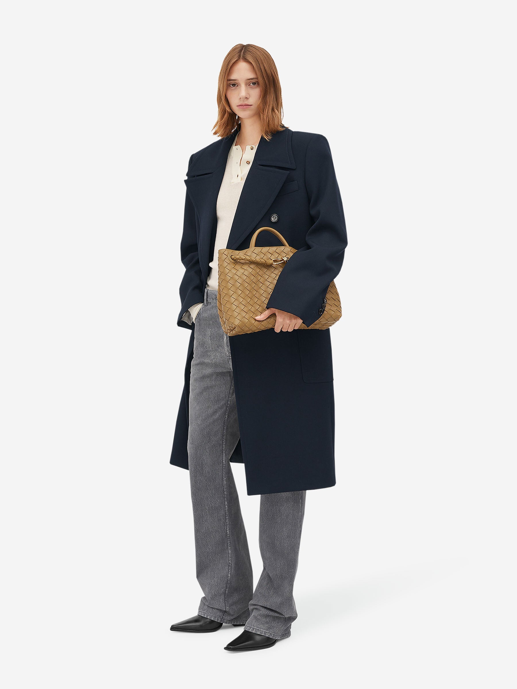 Andiamo S Shoulder Bag Bottega veneta оригінал – Купити в Україні – вид ззаду
