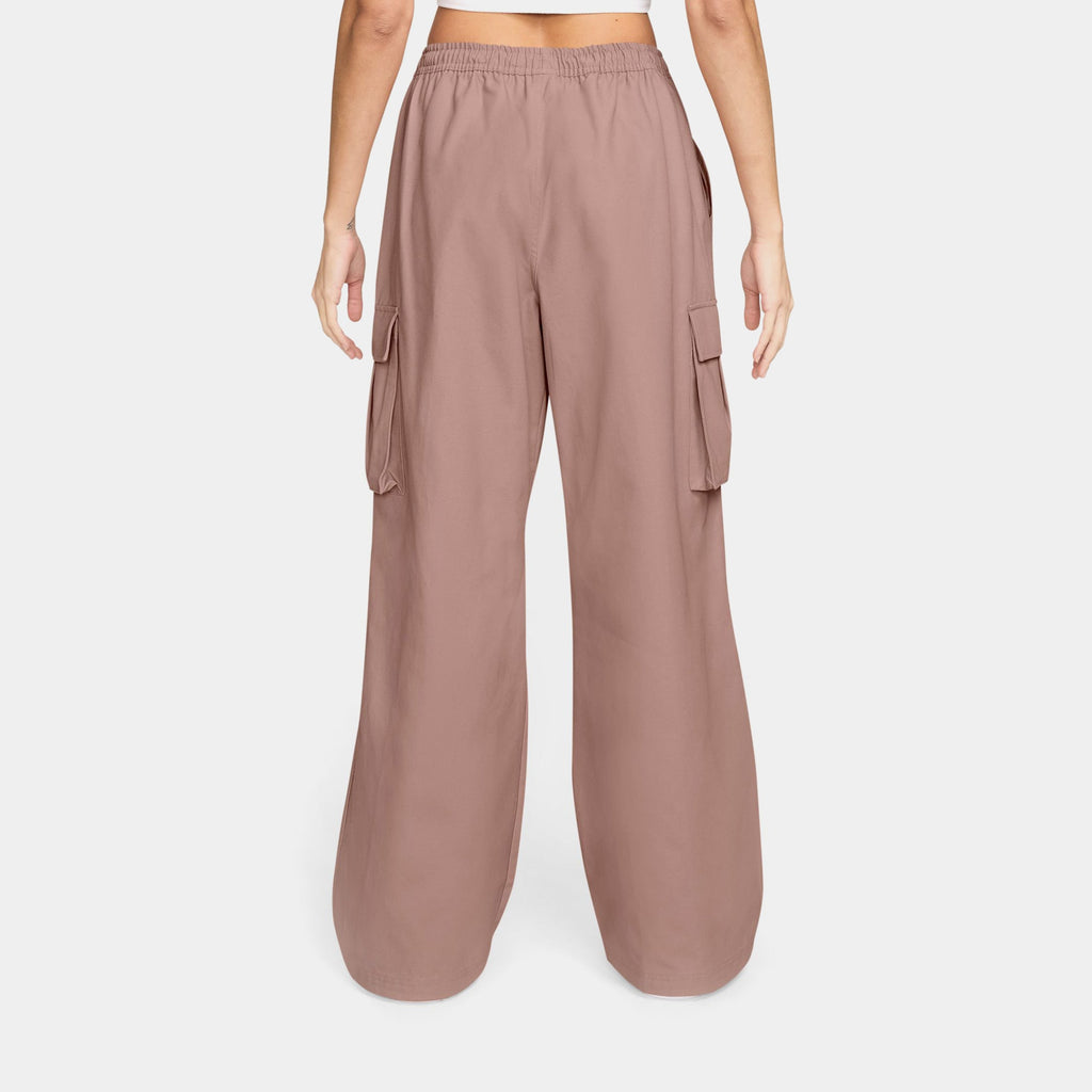 MID Rise Oversized Woven Cargo Womens Pants Nike оригінал – Купити в Україні – вид ззаду