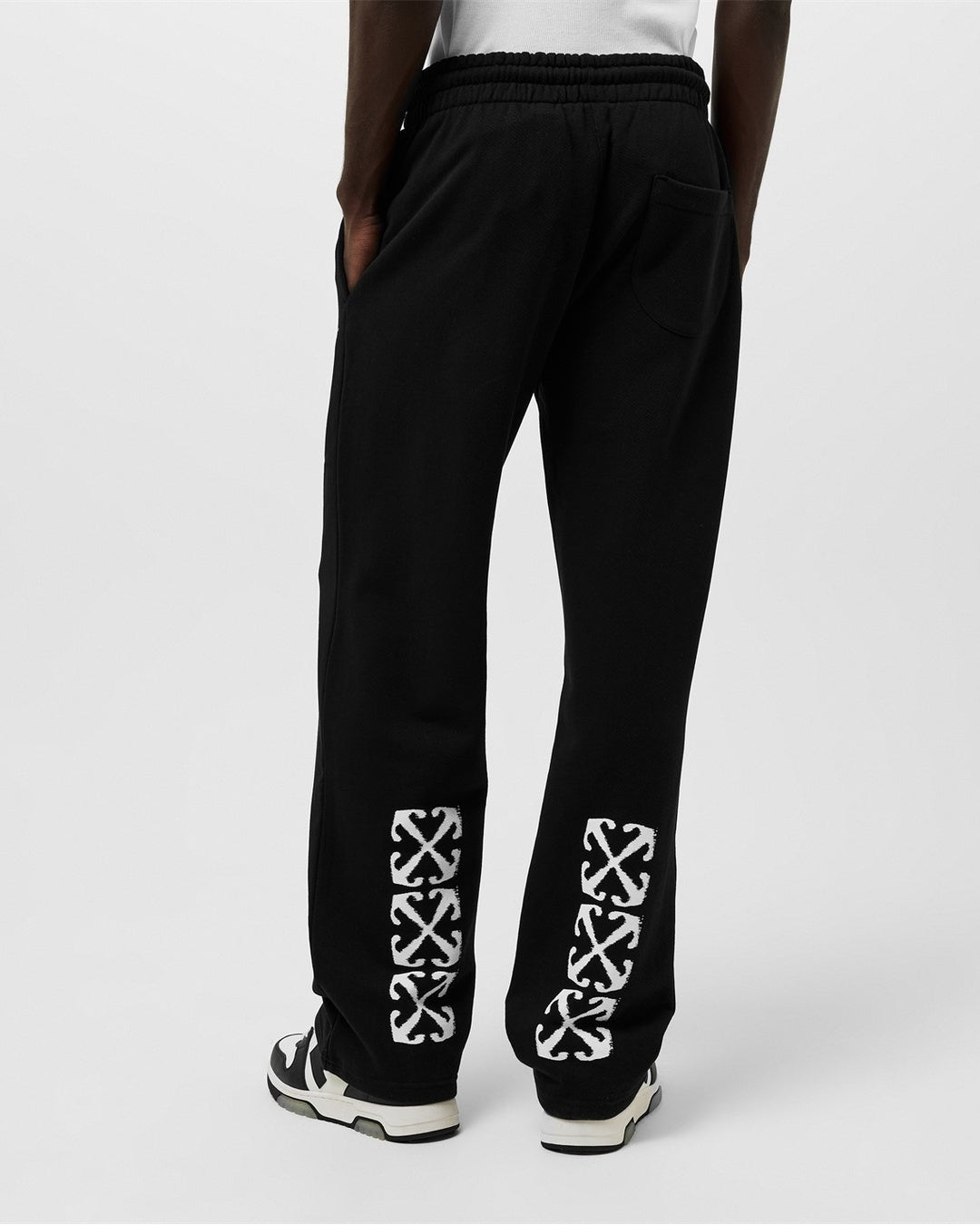 Arrow Fleece Closed Hem Joggers Off-white оригінал – Купити в Україні – детальний вид - OFF-WHITE