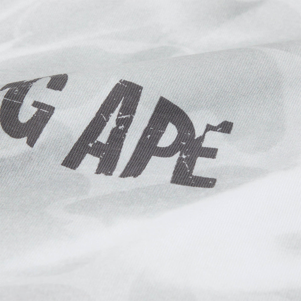Overall Print Logo Relaxed Fit Tee A bathing ape – Гарантія оригінальності – детальний вид