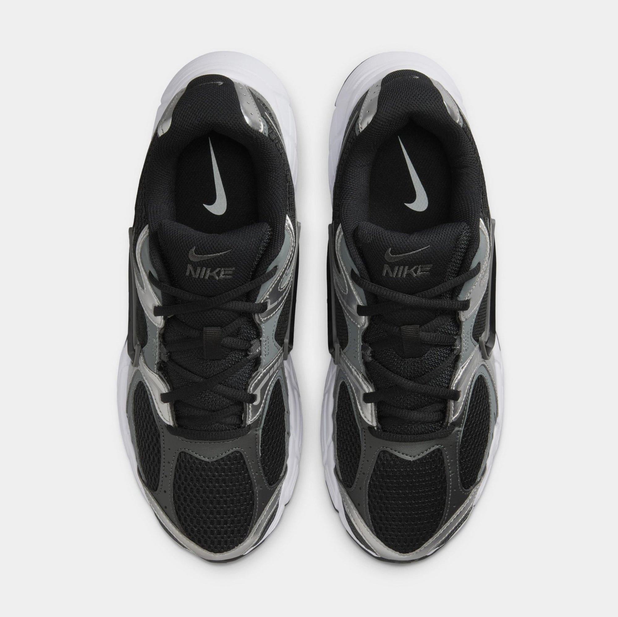 Оригінальна V5 Rnr Mens Running Shoes Nike – вид ззаду