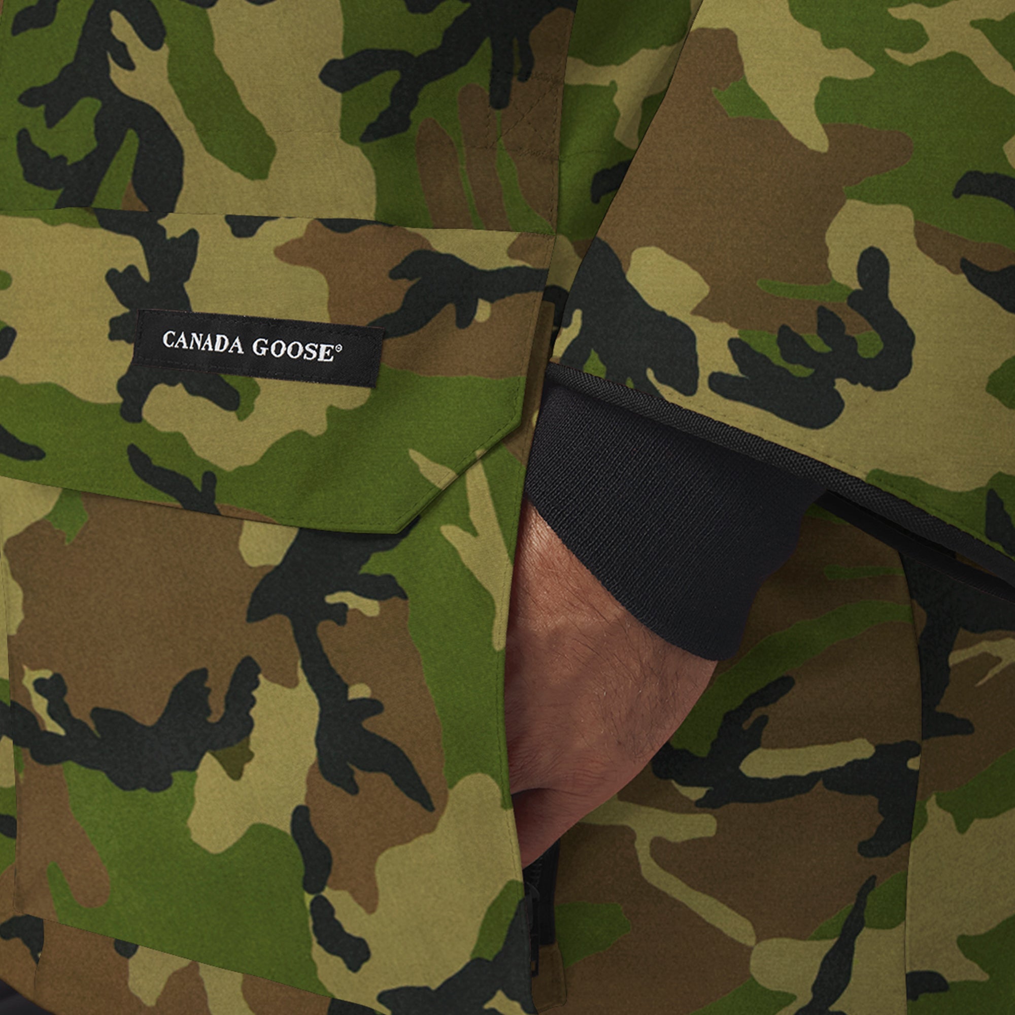 Mens Expedition Parka Print Canada goose – Гарантія оригінальності – збільшений вид