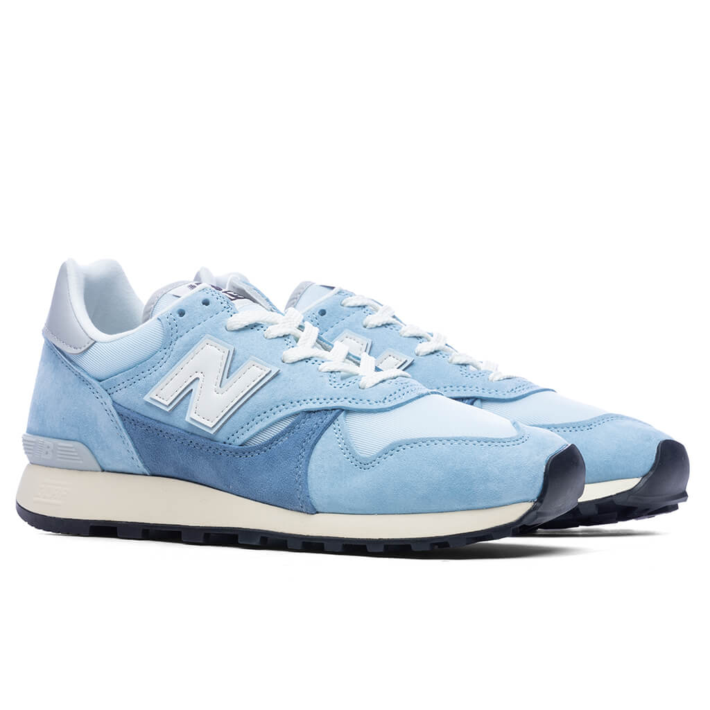 Оригінальна 475 New balance – вид ззаду