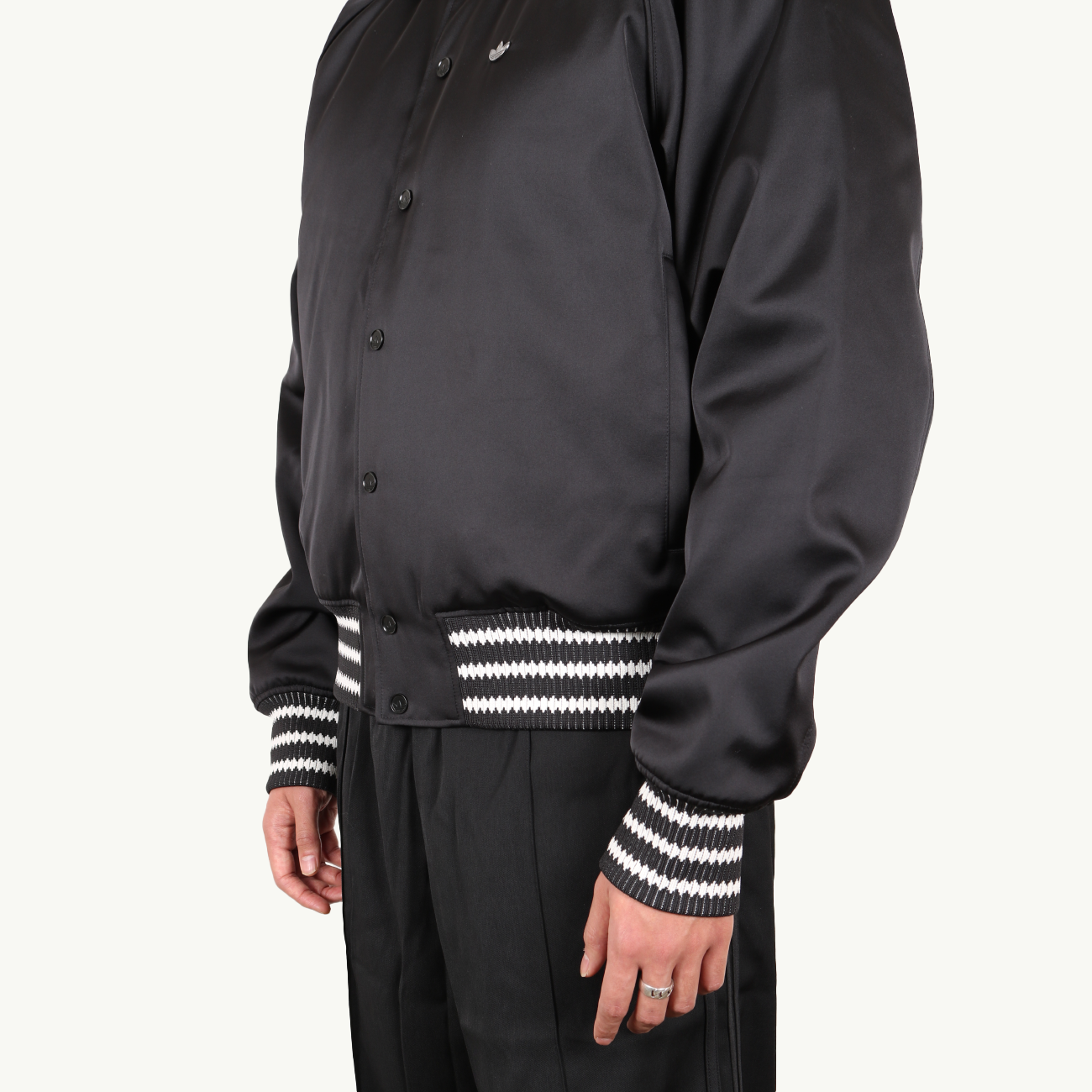 Оригінальна Bomber Jacket Adidas – збільшений вид - ADIDAS