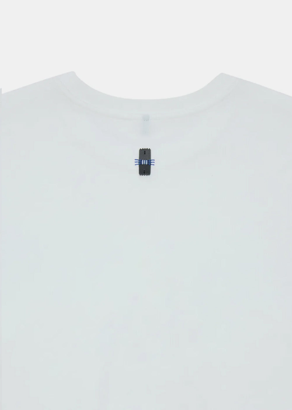 Оригінальна White Graphic-Print T-Shirt Ader error – збільшений вид