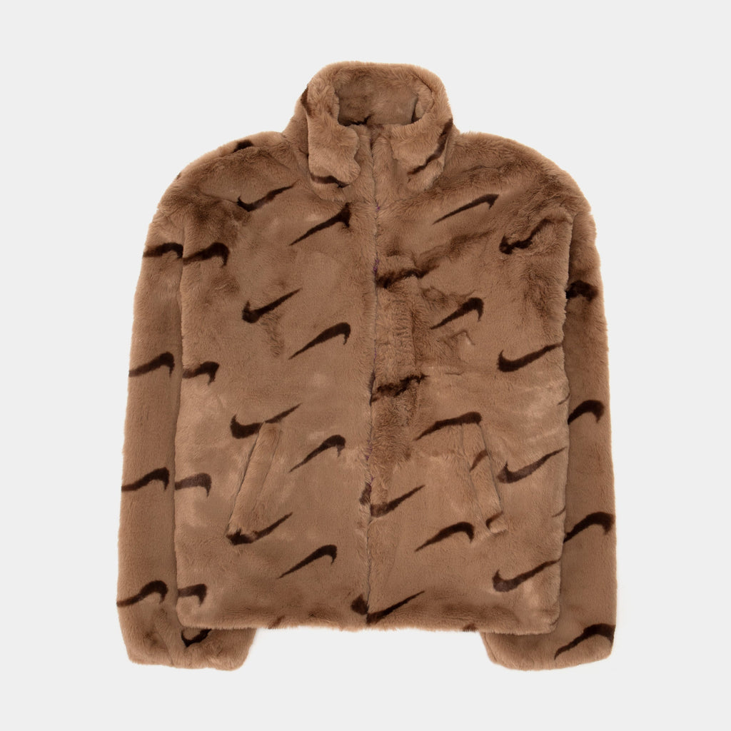 Оригінальна Nsw Aop Faux Fur Jacket Womens Jacket Nike – боковий вид